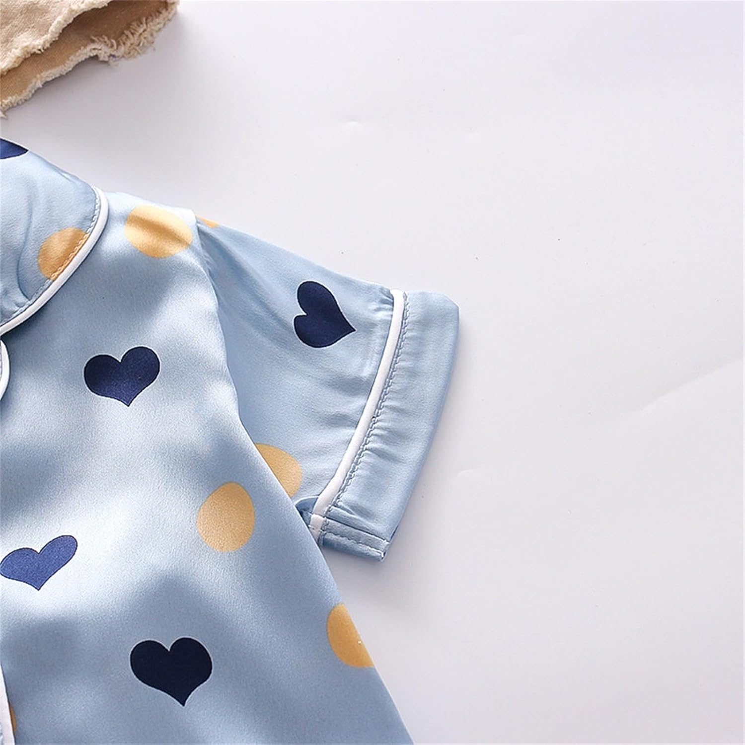Boys Girls 𝐒ilk 𝐏ajamas Toddler Baby Satin 𝐏a𝐣ama Set Short Sleeve Button Down Sl𝐞epwear with Pants Loung𝐞 Set