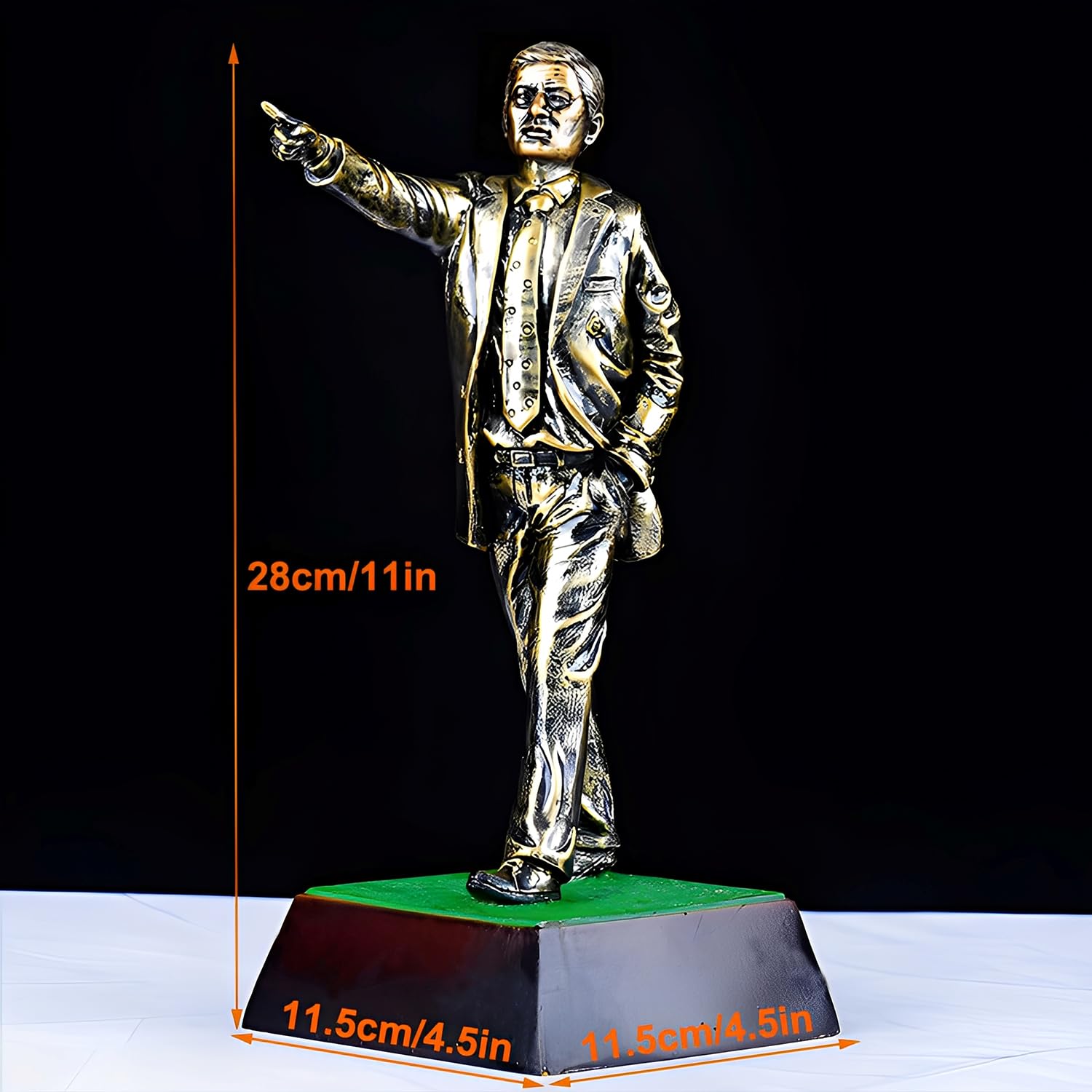 Trofeo Miglior Allenatore di Calcio Mourinho Statuetta – Coppa in Resina per Maestri Tattici e Leader di Squadra, Regalo Personalizzato per Fan del Calcio
