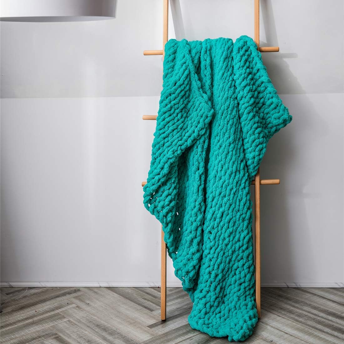 vctops Boho Chenille Chunky Knit Throw Blanket Super Soft