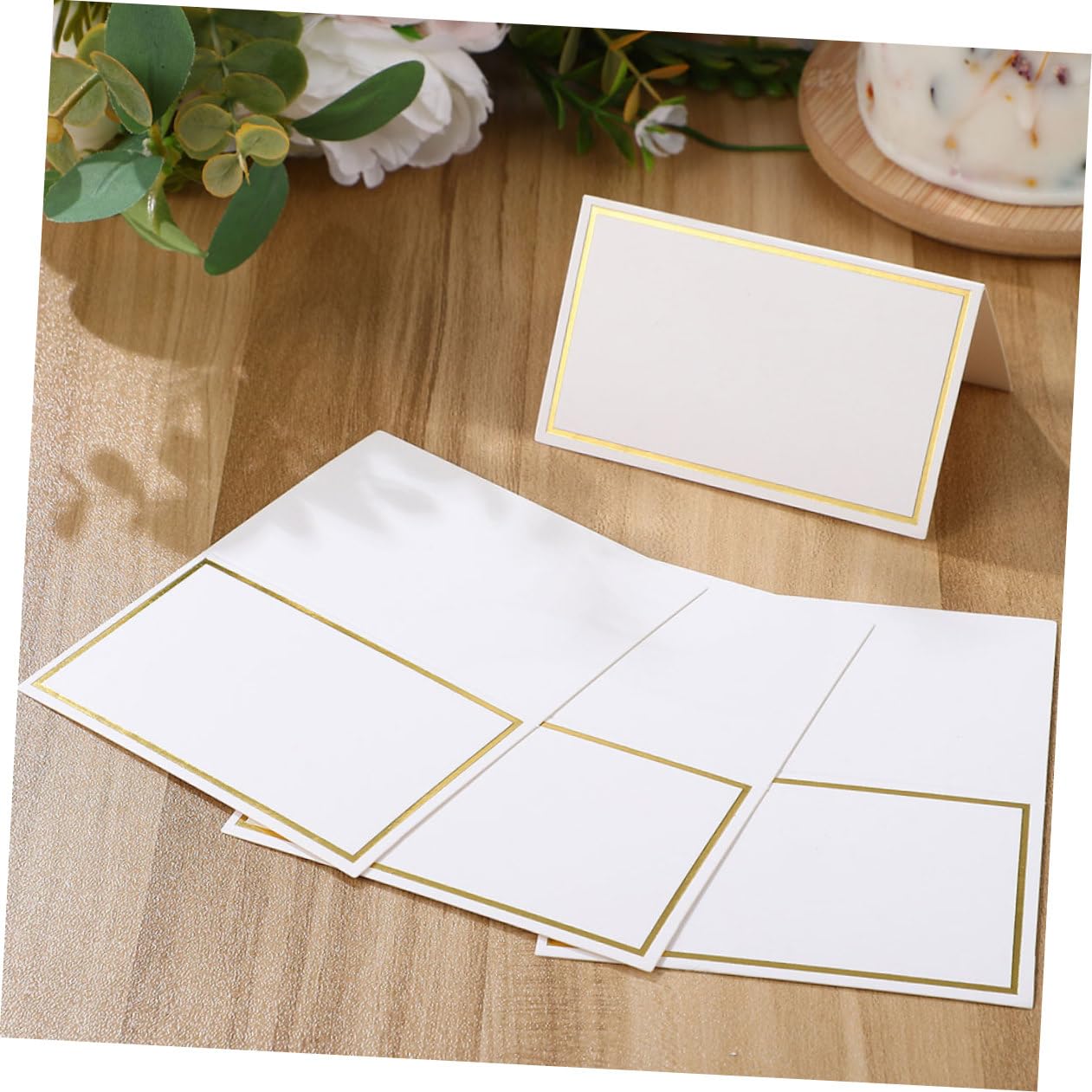 Runde Tischkarten ohne Grat 200 Stück mit Goldfolienrahmen aus Papier Kreative Namenskarten für Geburtstage und Feiertage