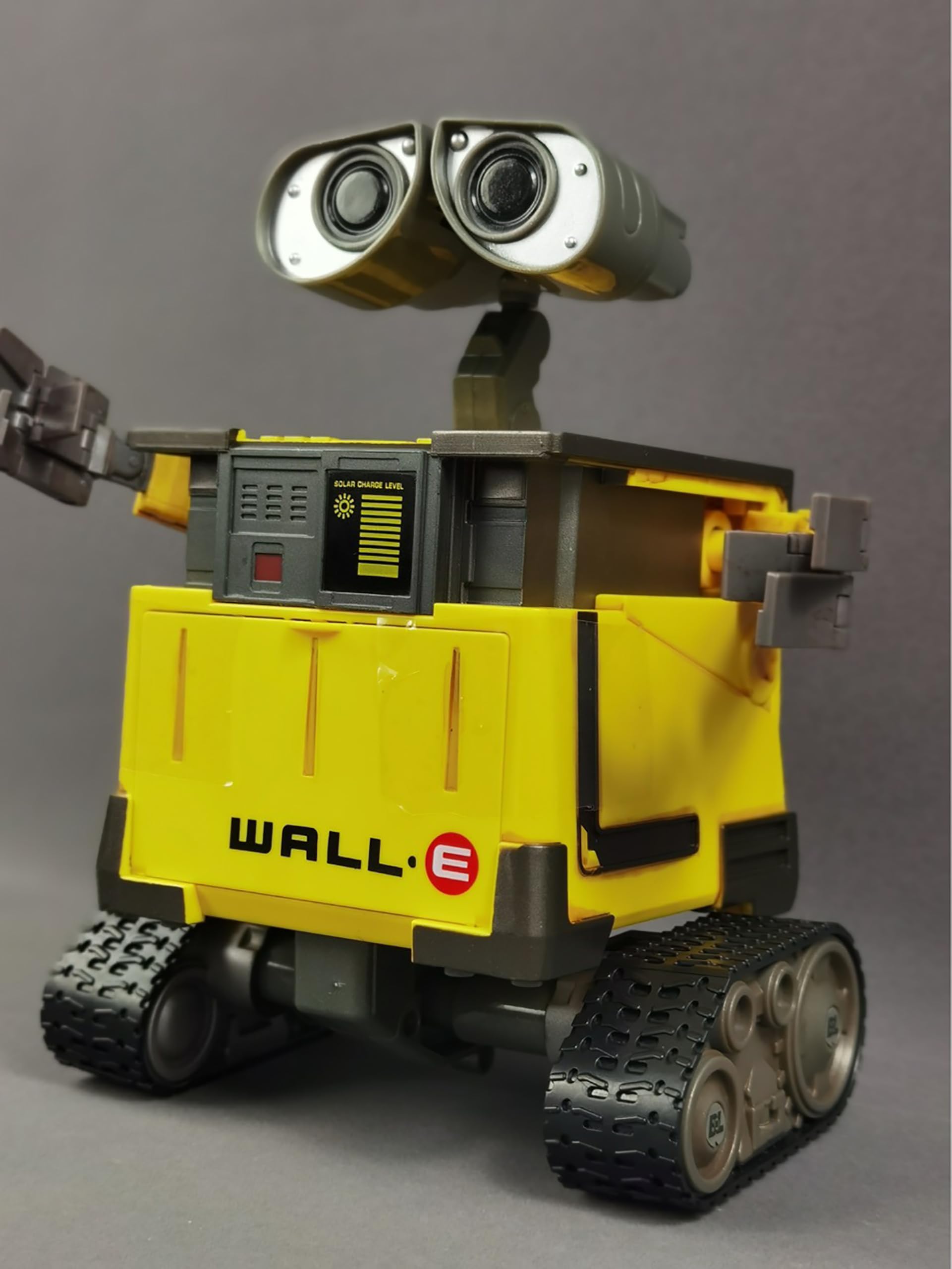Amazon.co.jp: Skyprime Wall-E Eva 変形ロボットフィギュア – 7インチ 