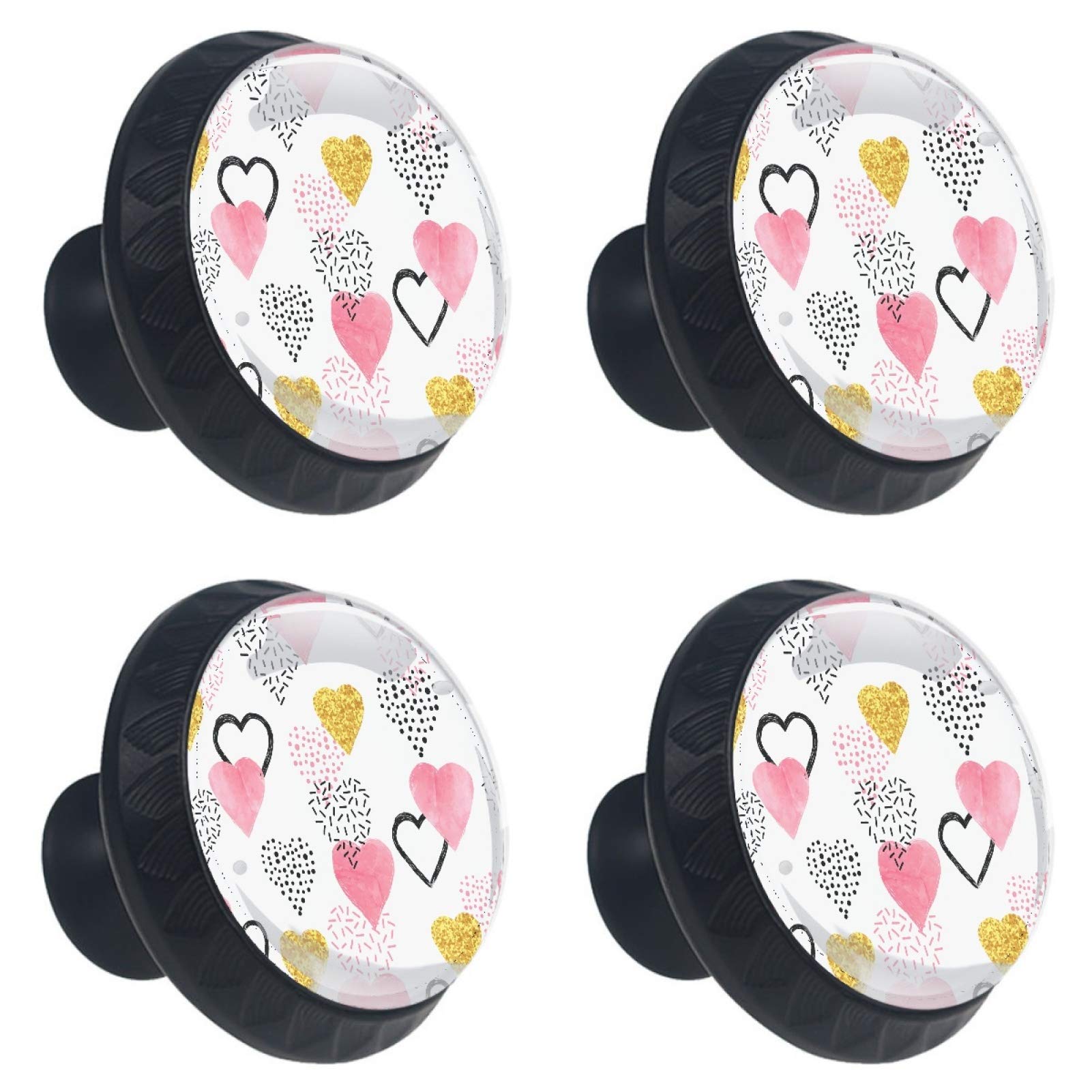 Boutons en verre au motif cœurs, finitions soignées pour commode chic