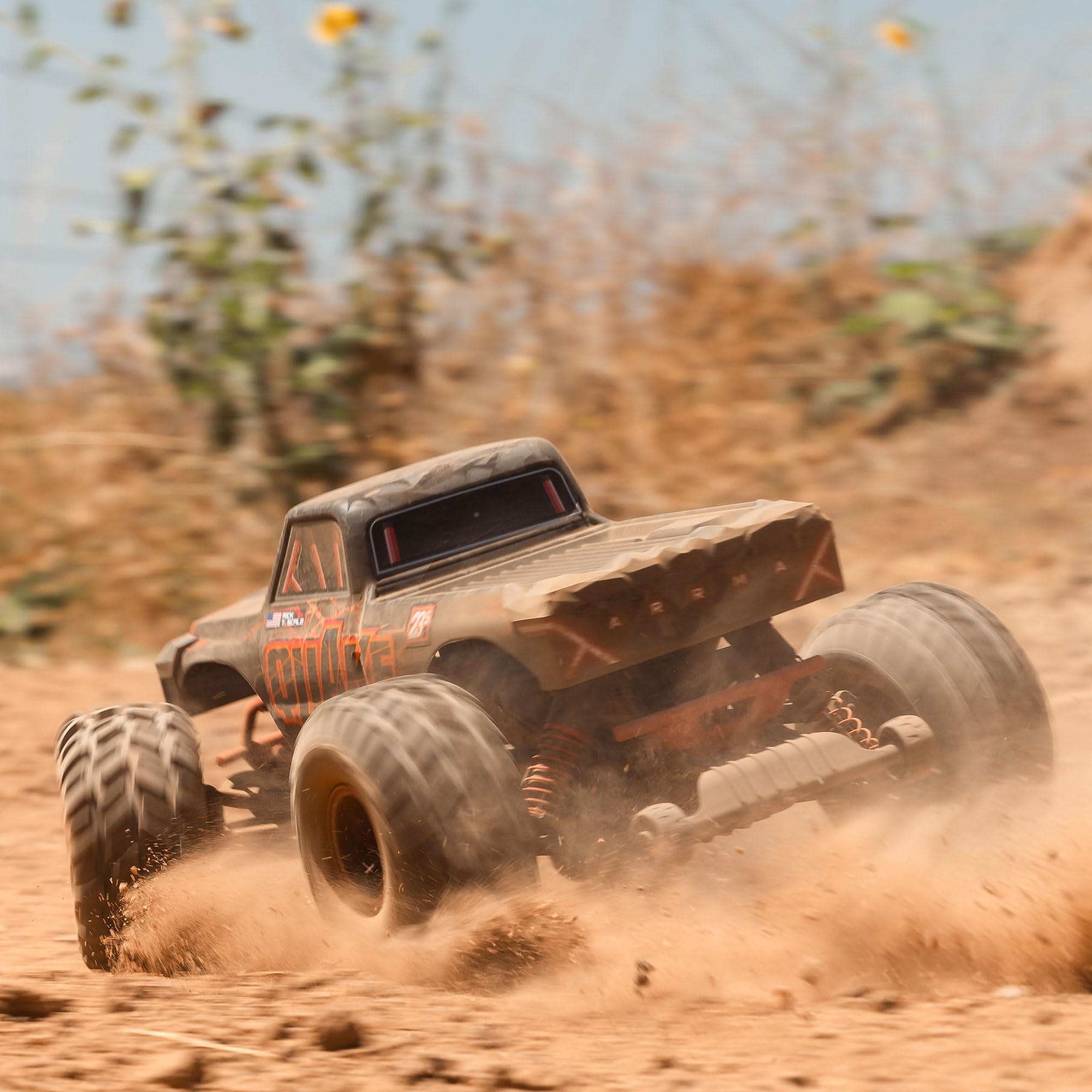 ARRMA 1:10 Quake 223S DSC 2WD RTR Brushless Monster Truck Basher – Ready-to-Run, bis 80 km/h schnell, Robustes Design, 2S/3S kompatibel, ohne Akku & Ladegerät, Rot
