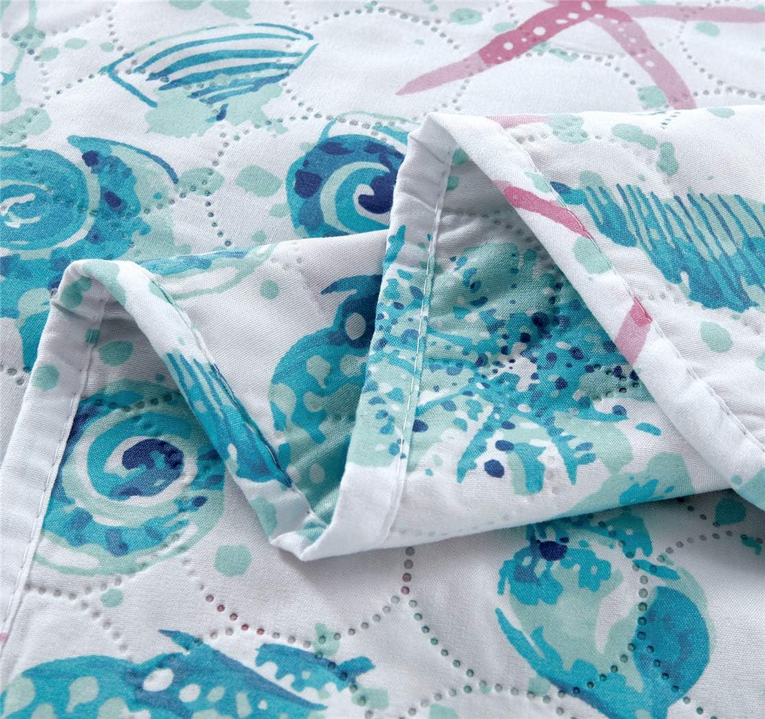 Jarson Beach Queen/Full Size Quilt Set Summer Ocean Bedspread Collection,3Pcs Lightweight Coastal Quilts Coverlet Set Starfish Seashell Conch Printed Ocean Bedding with Pillow Shams