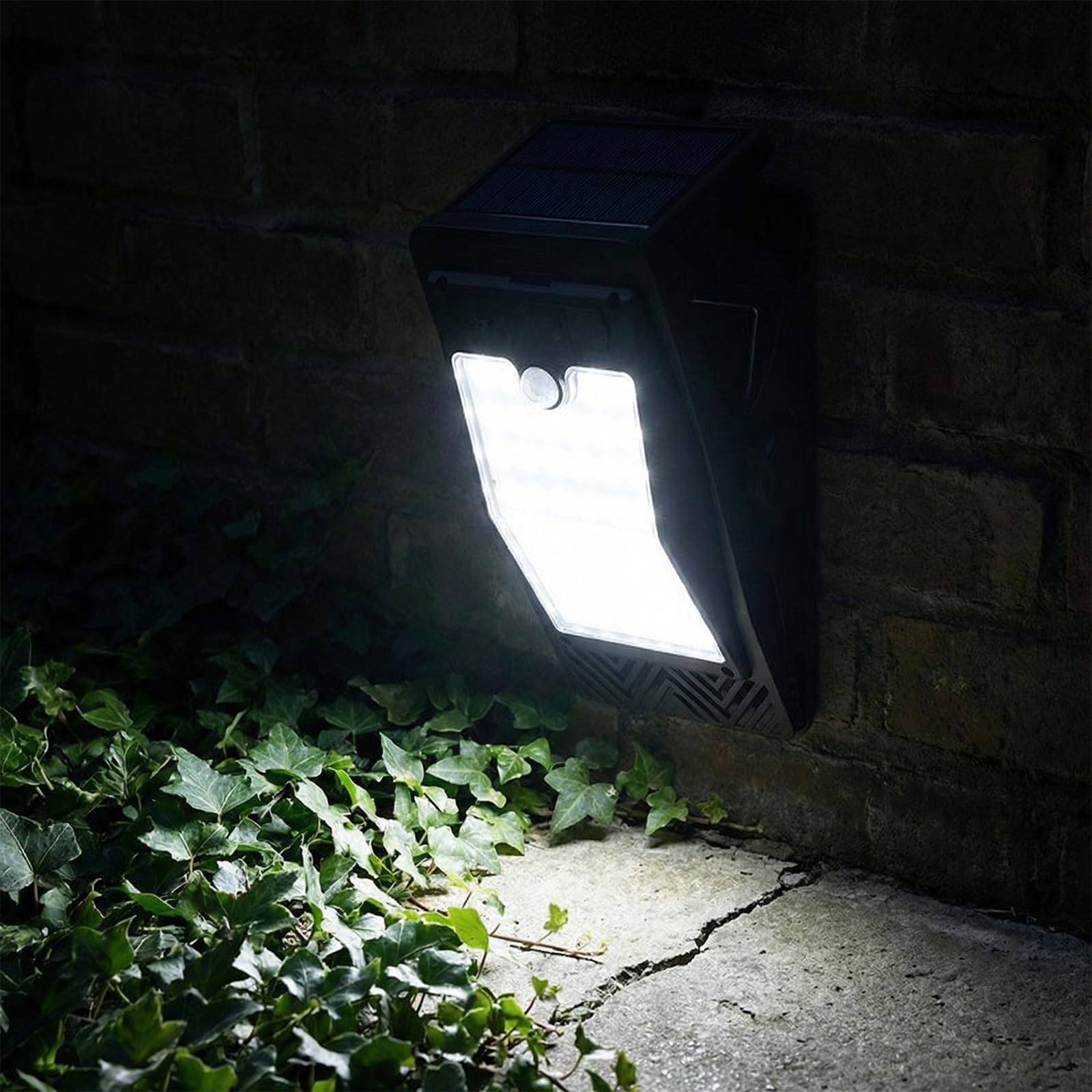 Luz solar al aire libre clip con sensor de luz impermeable y ligera para jardín garaje terraza camping