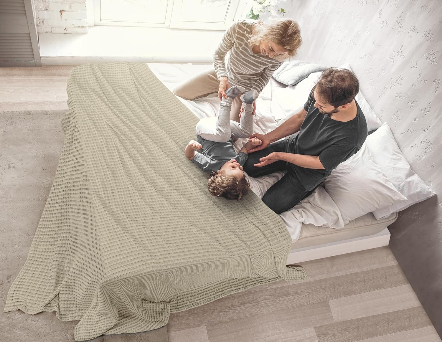 Utopia Bedding Khaki 100% Cotton Waffle Blanket 300 GSM [Big - 120x120 Inch] Soft Lightweight Breathable Bed Blanket for All Season - Image 3