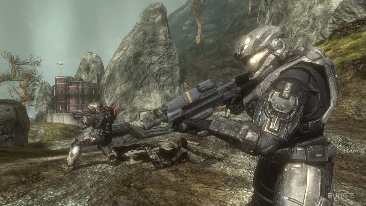 Console Xbox 360 250 Go + Fable 3 + Halo Reach