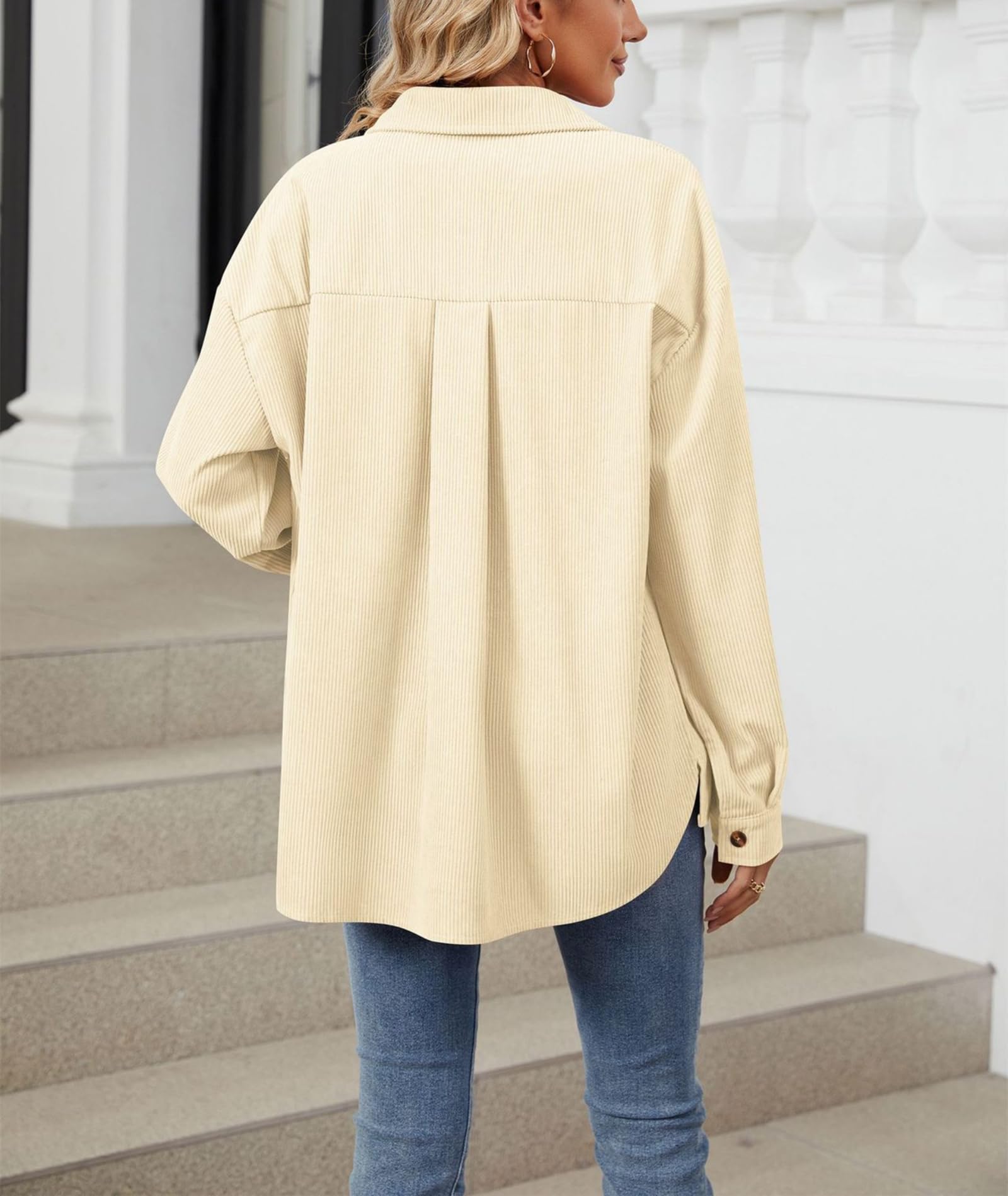 Camicia da donna in velluto a coste button down oversize a maniche lunghe