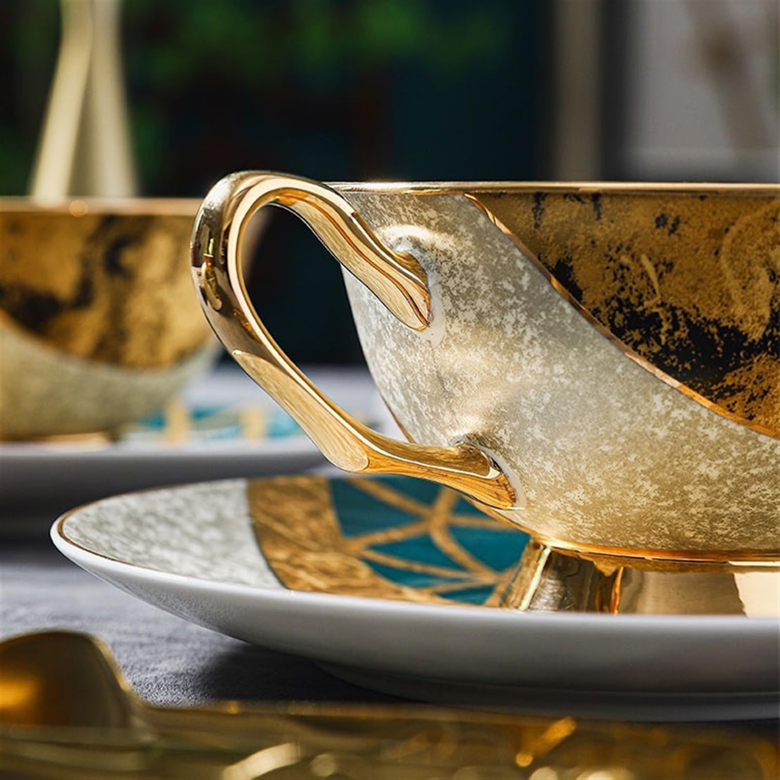 Tasse Tasses Service à thé de l'après-midi anglais exquis haute qualité, tasses avec cuillère, for le café, et au lait