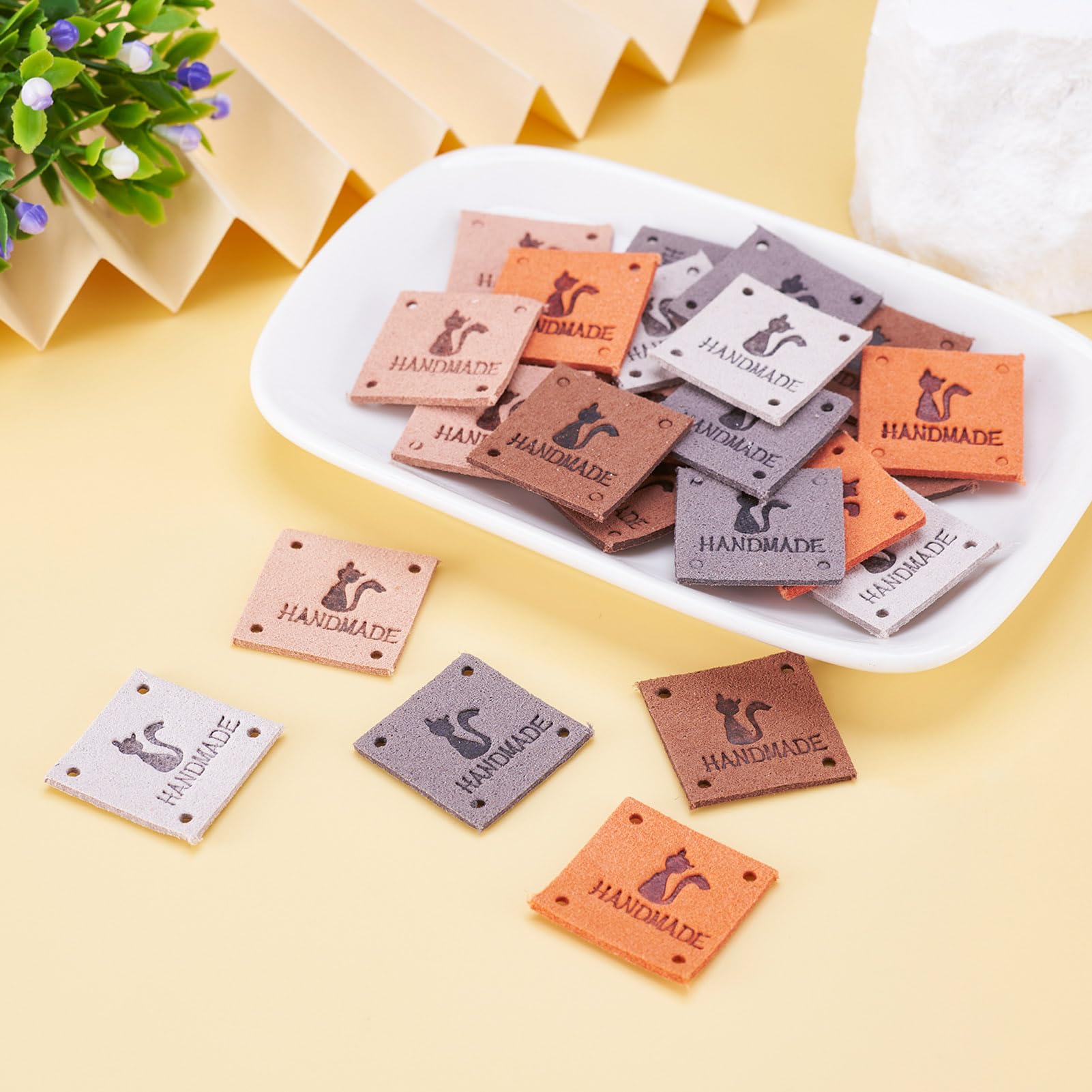 Amazon.co.jp: Beadthoven レザータグ 革ラベル 方形 猫柄 DIYの縫製 