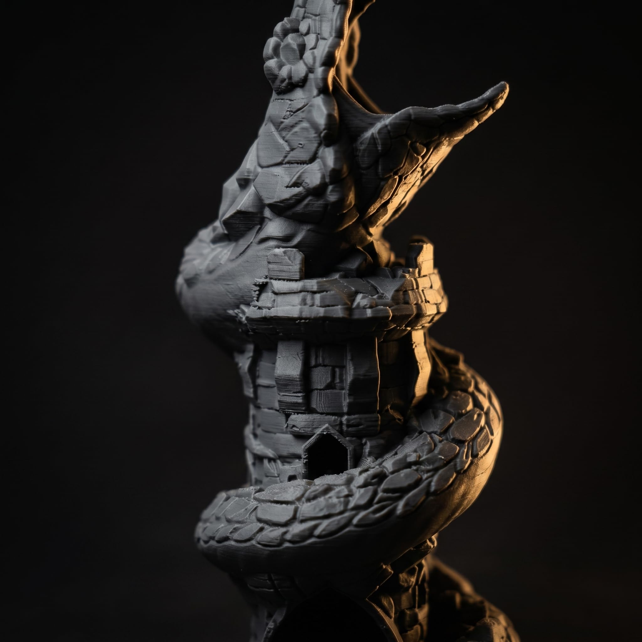 Basilisk Würfelturm für Würfel bis 25mm | DND Monster Dice Tower Made in Germany | Tabletop RPG Pen & Paper DSA Fantasy | Deko zum Bemalen | Geschenkidee Rollenspieler