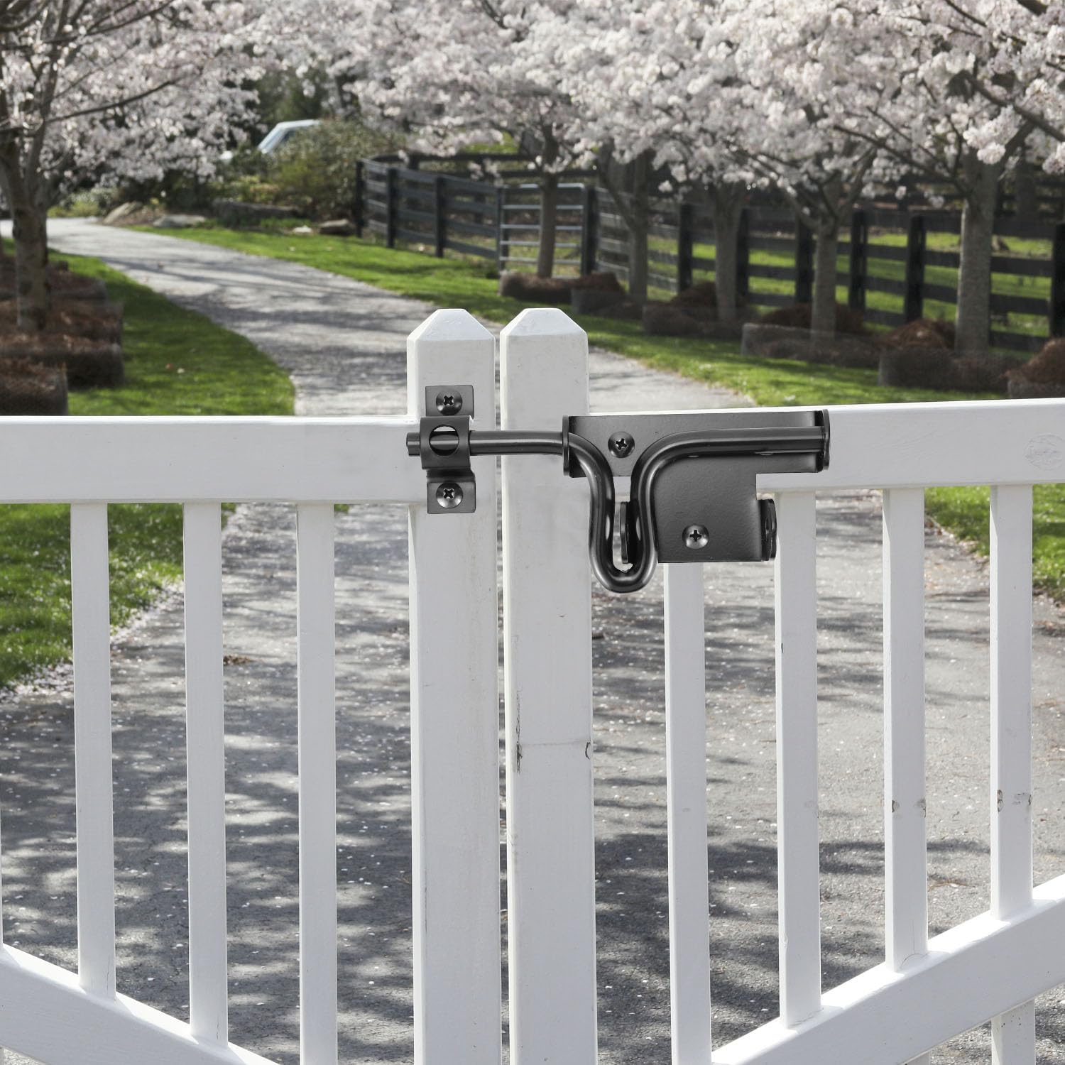 QWORK Slide Bolt Gate Latch, Heavy-Duty Gate Lock with Padlock Hole for Wooden Vinyl Fence Barn Doors – 6-3/8" Black, 2 Pack