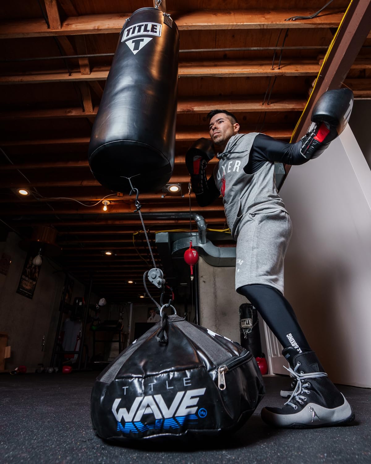 Title Boxing Wave H2O Universal Bag Anchor: Heavy Bag Accessories, Heavy Bag Anchor, Heavy Bag Stand, Boxing Stand for Punching Bag