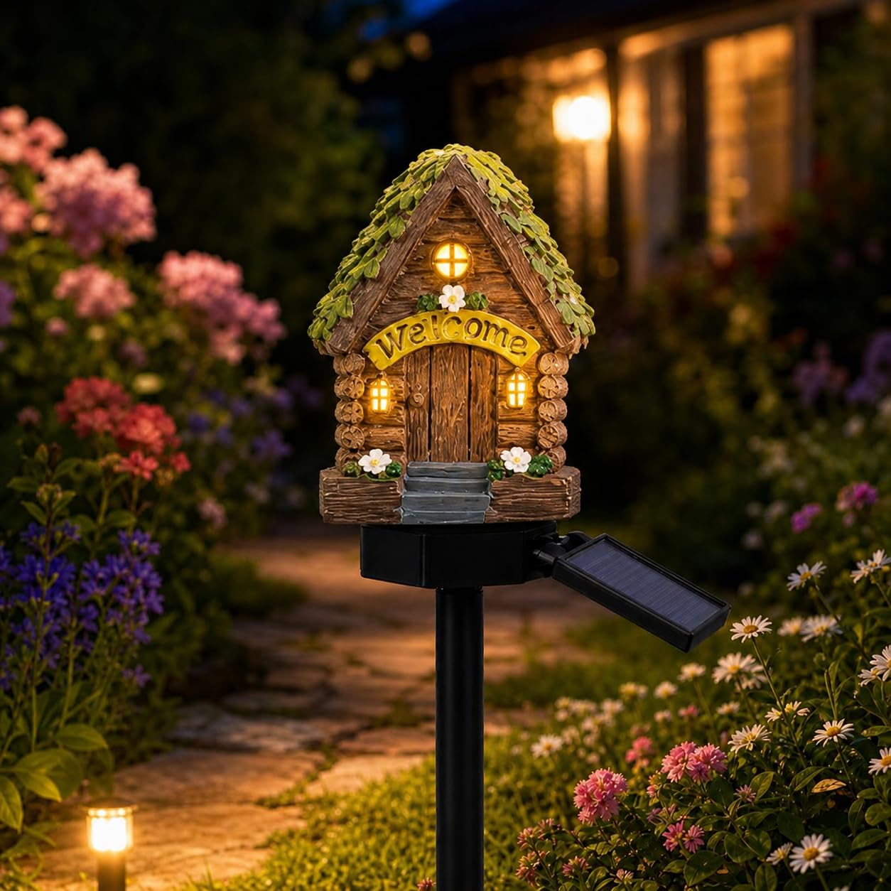 Solar Fairy-Tale Mushroom Cottage Garden Light, Waterproof LED Outdoor Mushroom House Statue Decor Lamp, Auto On/Off Landscape Pathway Light for Yard Patio Lawn Flower Bed