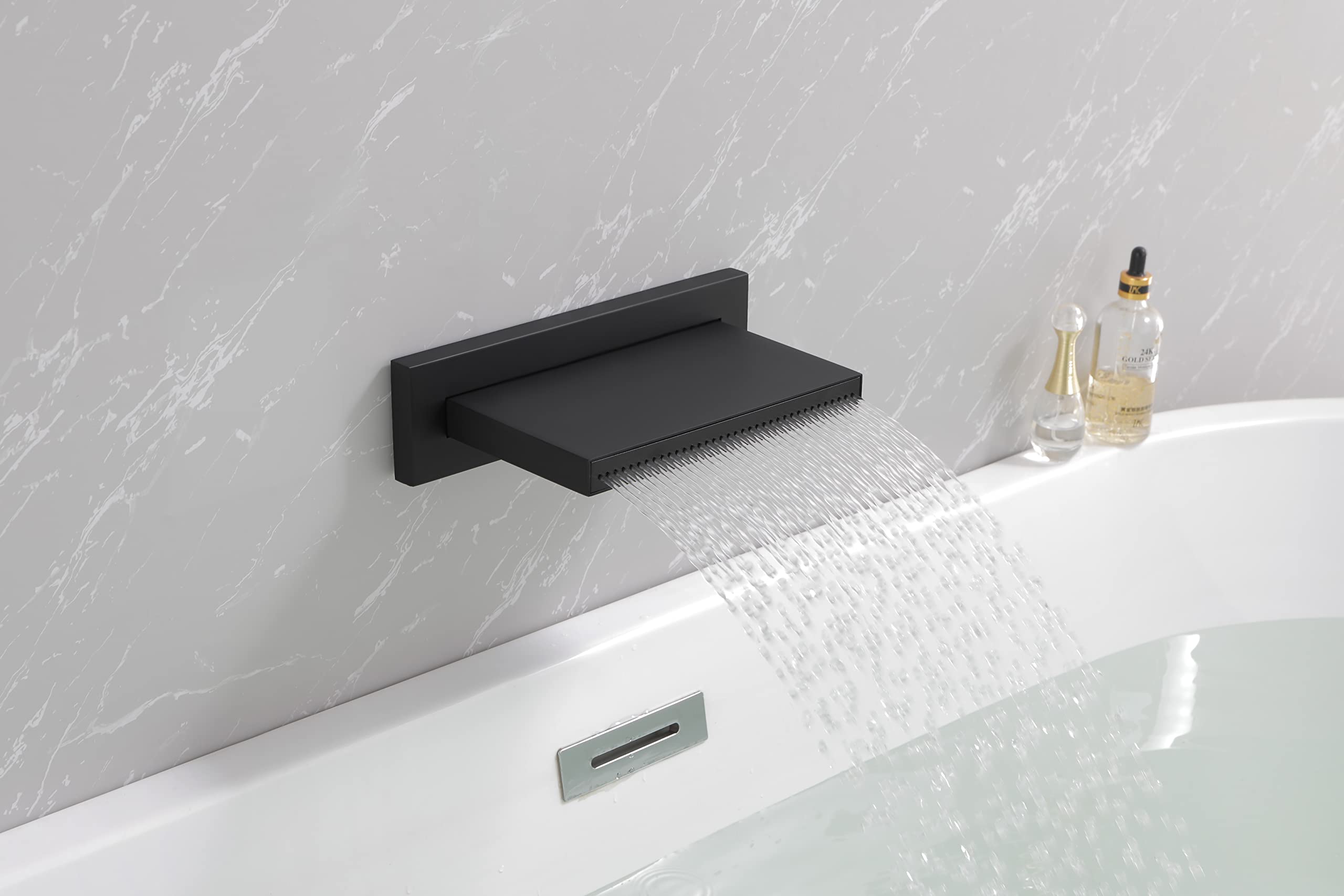 Robinet de baignoire cascade mural pour un remplissage rapide noir