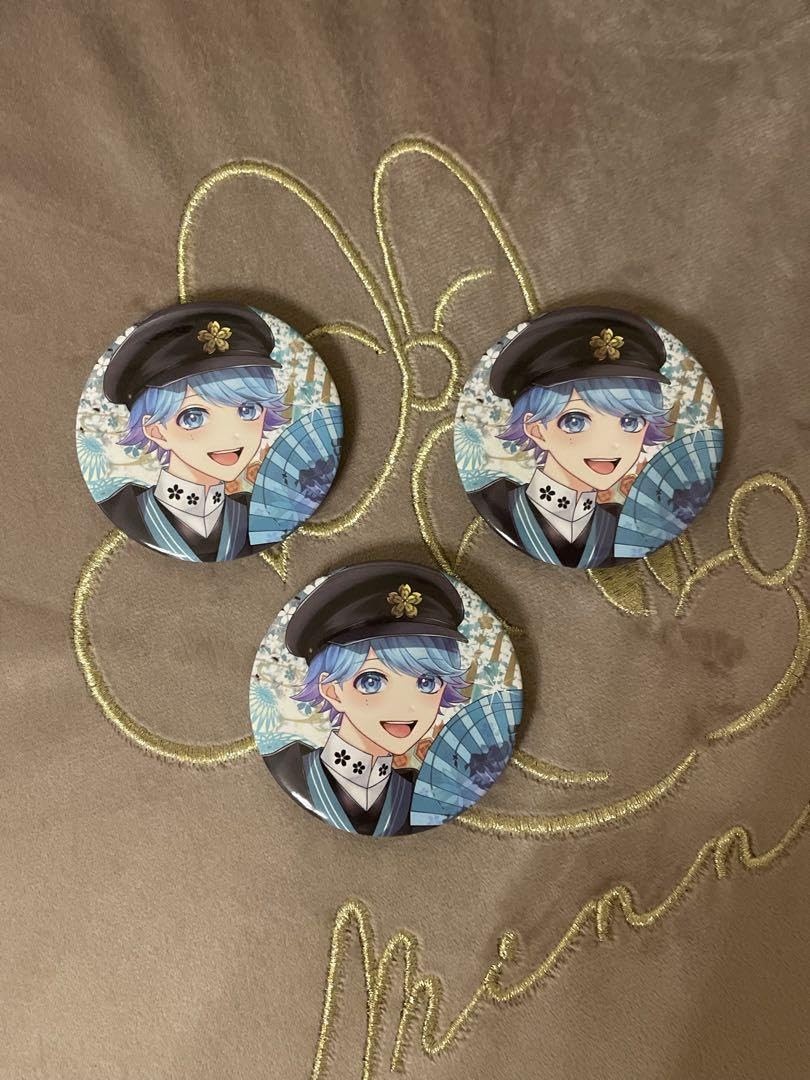 Amazon.co.jp: いれいす ほとけ 缶バッジ hotoke 春は麗し舞え桜吹雪 