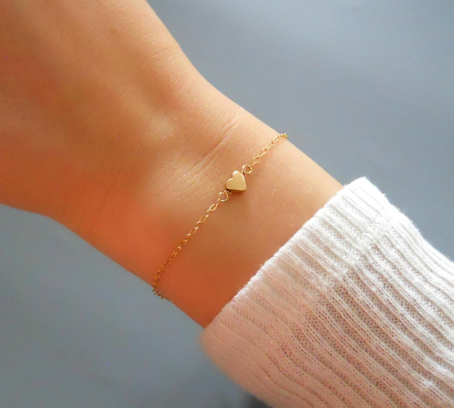 Annika Bella Cute Heart Bracelet - Dainty Bracelets for Women, Stackable Heart Jewelry, Adjustable Gold/Silver Band, Gift for Best Friend, Hypoallergenic Wrist Chain