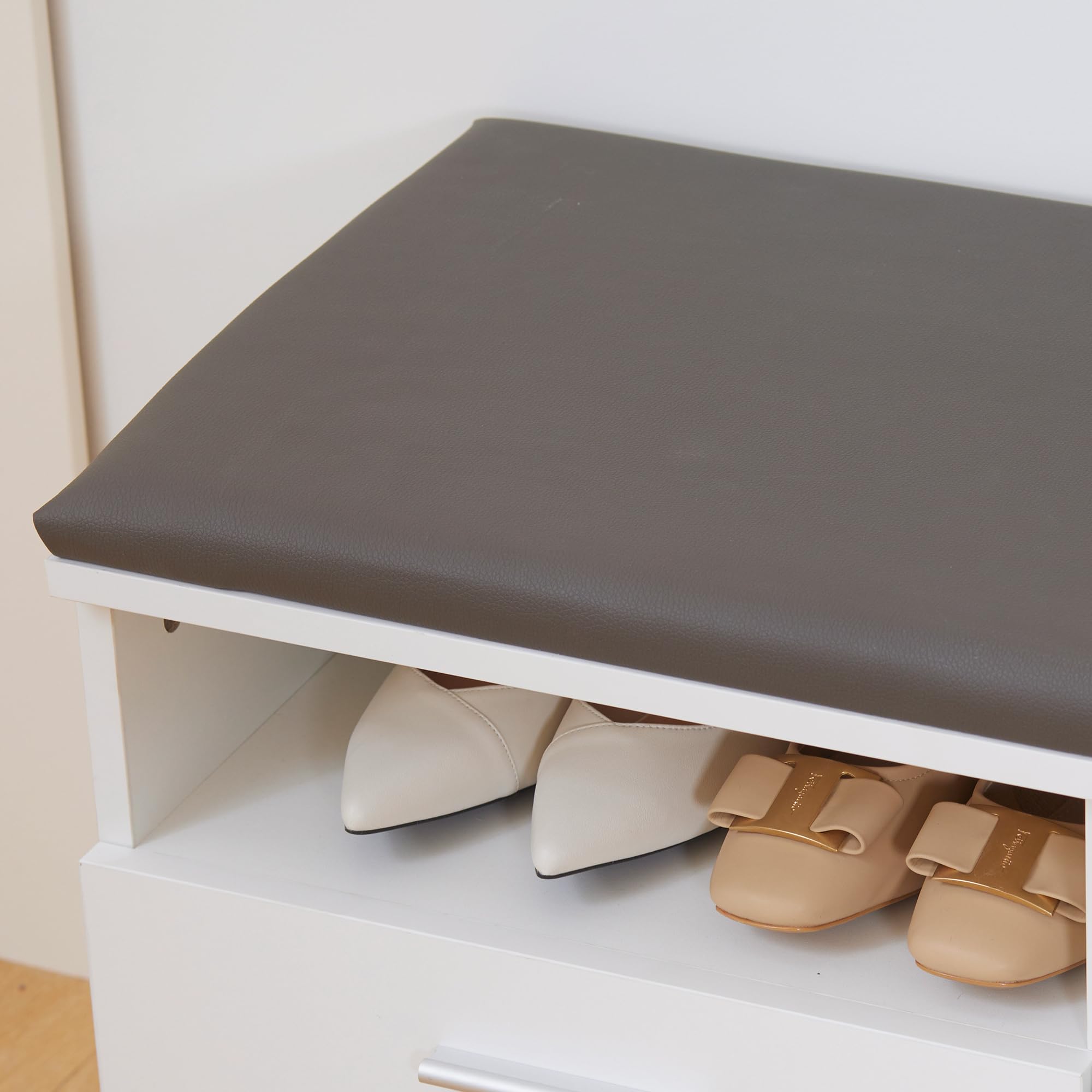HOMCOM Conjunto de Recibidor con Espejo Perchero y Zapatero Recibidores de Entrada con 3 Ganchos 2 Puertas y Estantes para 8 Pares de Zapatos Blanco