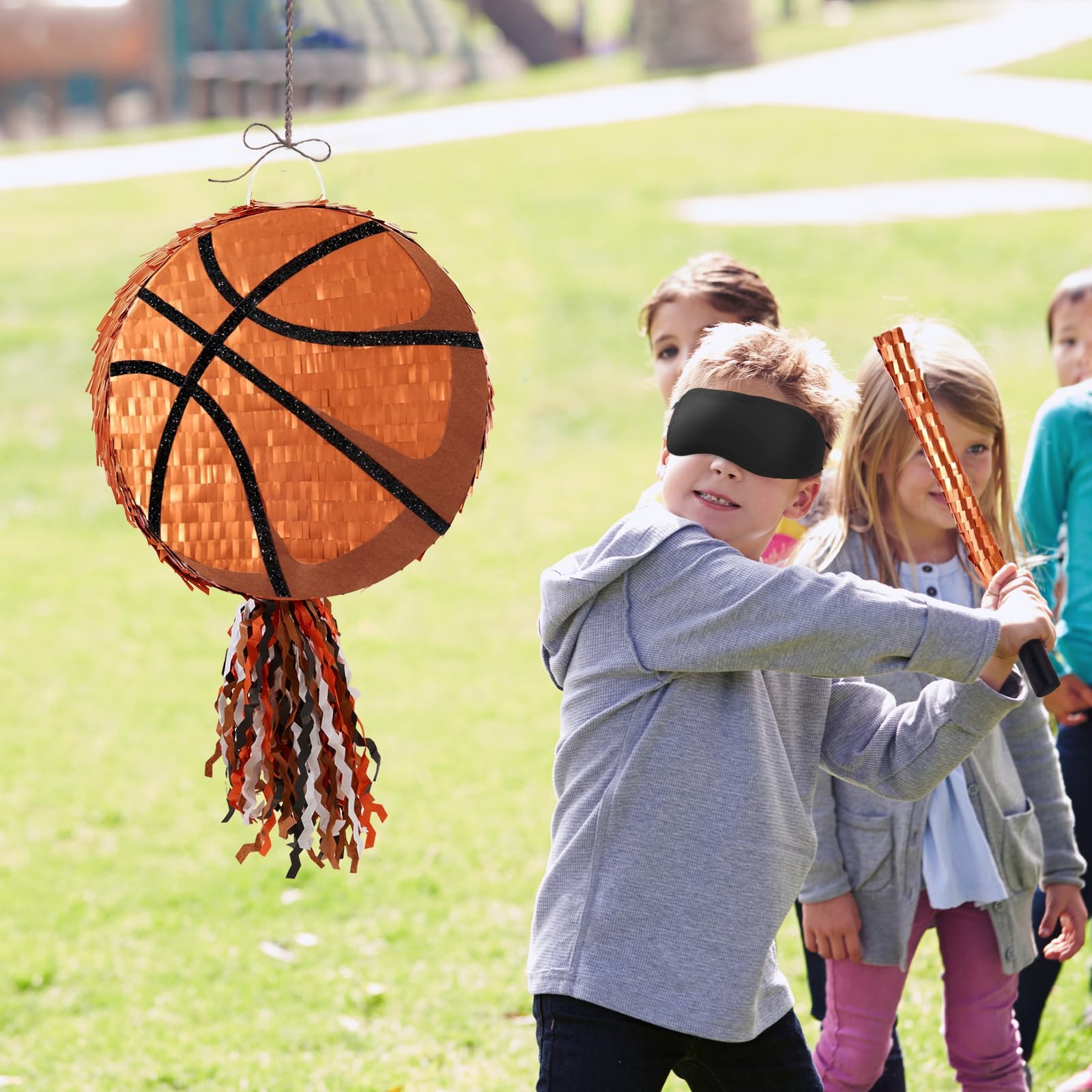 WERNNSAI Piñata de baloncesto – Piñata de baloncesto para decoración de cumpleaños de niños, deporte, pelota de baloncesto, piñata con palo, venda para los ojos, deportista, decoración para fiesta de