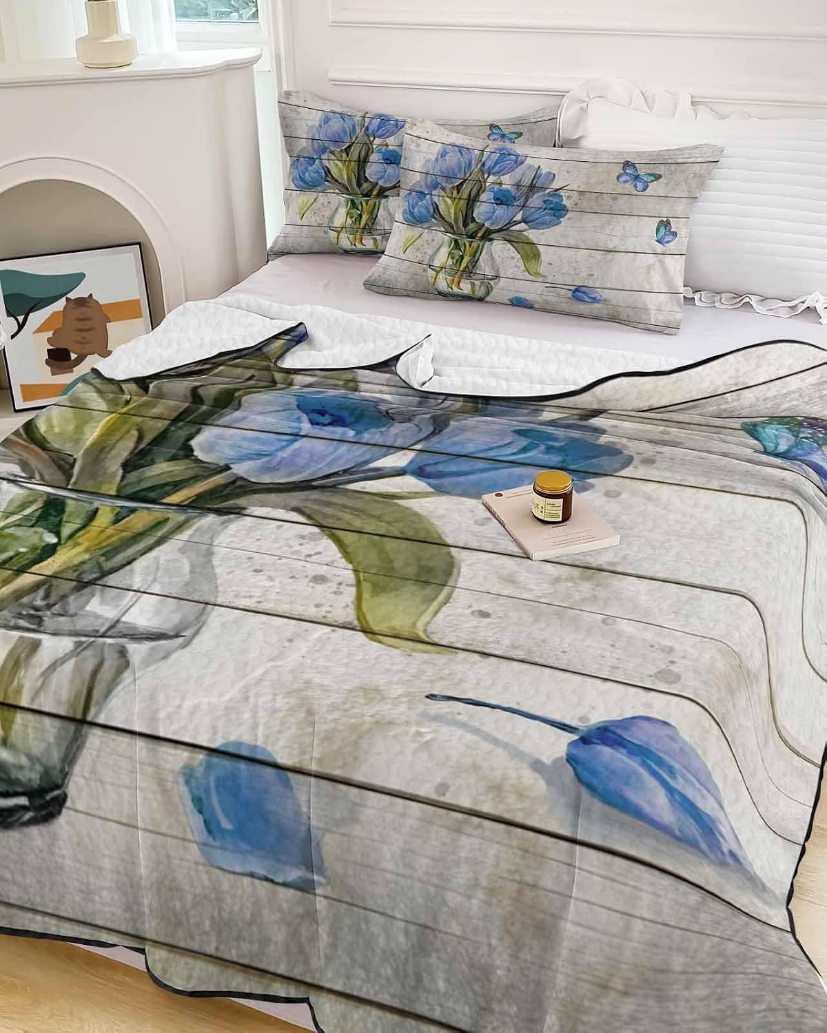 King Size Quilt Set, Spring Blue Flower Butterfly Lightweight Bedspread Coverlet Set Soft Microfiber Summer Quilt with 2 Pillow Shams, Pastoral Tulip Leaf Wood Plank 3 Piece Comforter Bedding Set