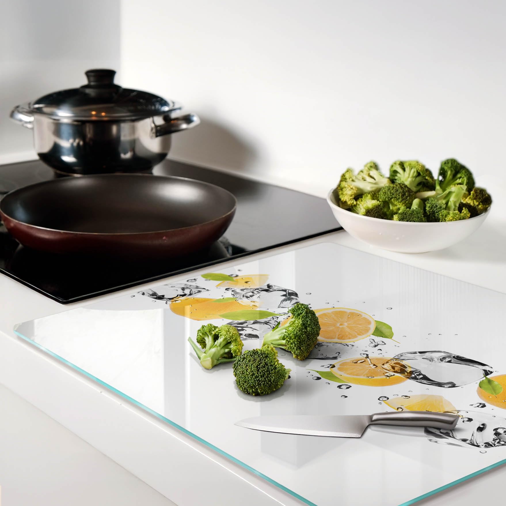 Tagliere in Vetro 60x52 cm Facile da Pulire Rettangolare con Stampe da Cucina Antigraffio Durevole e Igienico con Piedini Antiscivolo Resistente al Calore - Limone e acqua