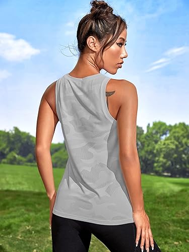 Miniatura 2 de OYOANGLE Camisetas de entrenamiento sin mangas con estampado de camuflaje para mujer, camisetas de entrenamiento para correr, camisetas de gimnasio