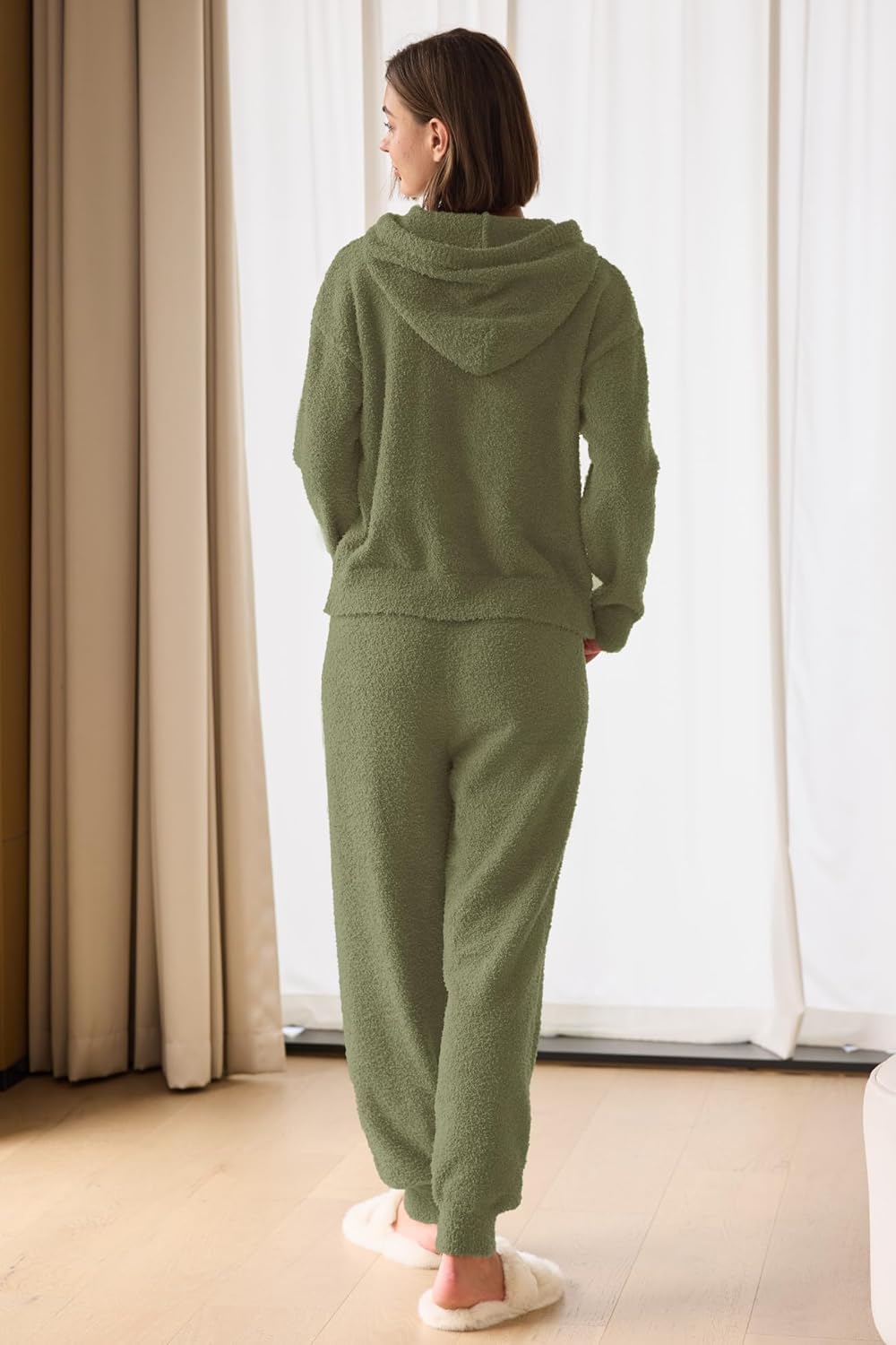 Panadila Womens Fuzzy Lounge Set 2 Piece Outifts Oversized Fleece Pajama Set Long Sleeve Hoodie and Joggers with Pockets - Image 5