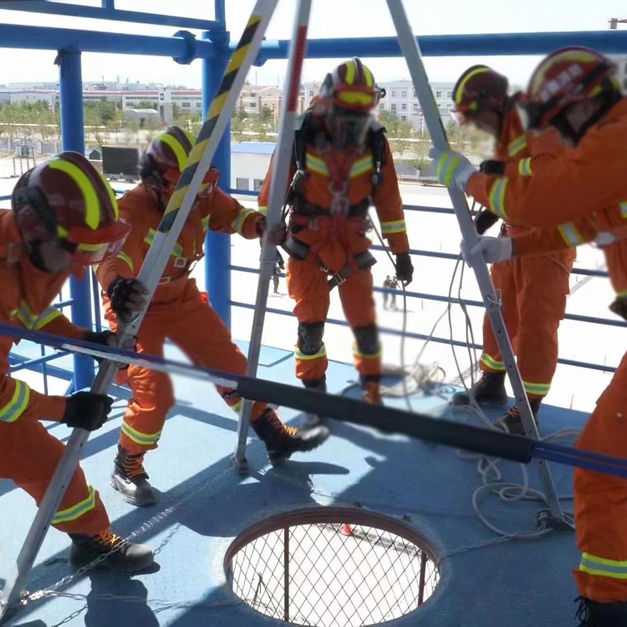 7' Aluminum Confined Space Tripod Kit, Fire Sewer Tripod Rescue Equipment with Retractable Fall Arrester, For Underground Pipe/Tunnel/Cable Trench,1800LBS