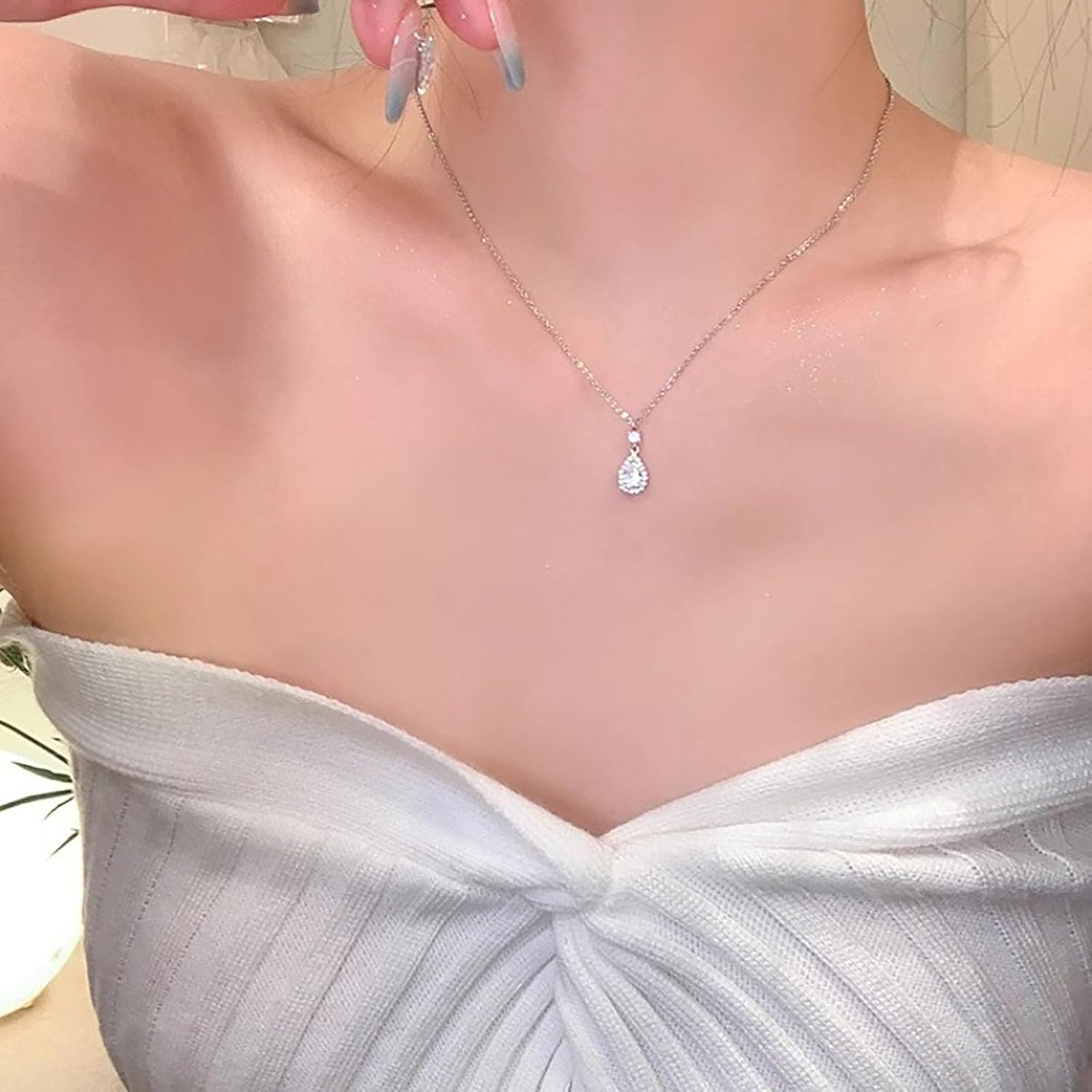 Bohemian Crystal Teardrop Choker Necklace Silver Cz Oval Pendant Necklace Small Crystal Water Drop Necklace Rhinestone Oval Chain Collar Necklace Jewelry for Women - Image 2