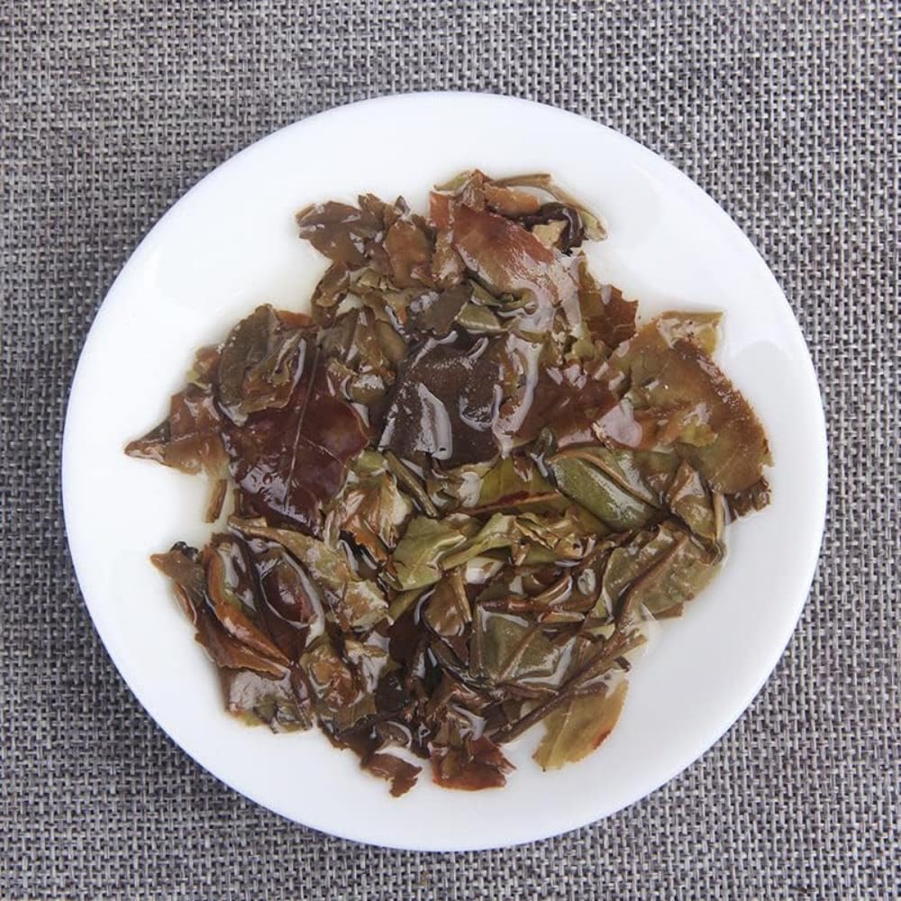 Yunnan Orchidee Duftender süßer gealterter weißer Tee Ziegel 1000g / 35,27oz Erstklassiger alter Baum Pu 'er Roher Tee