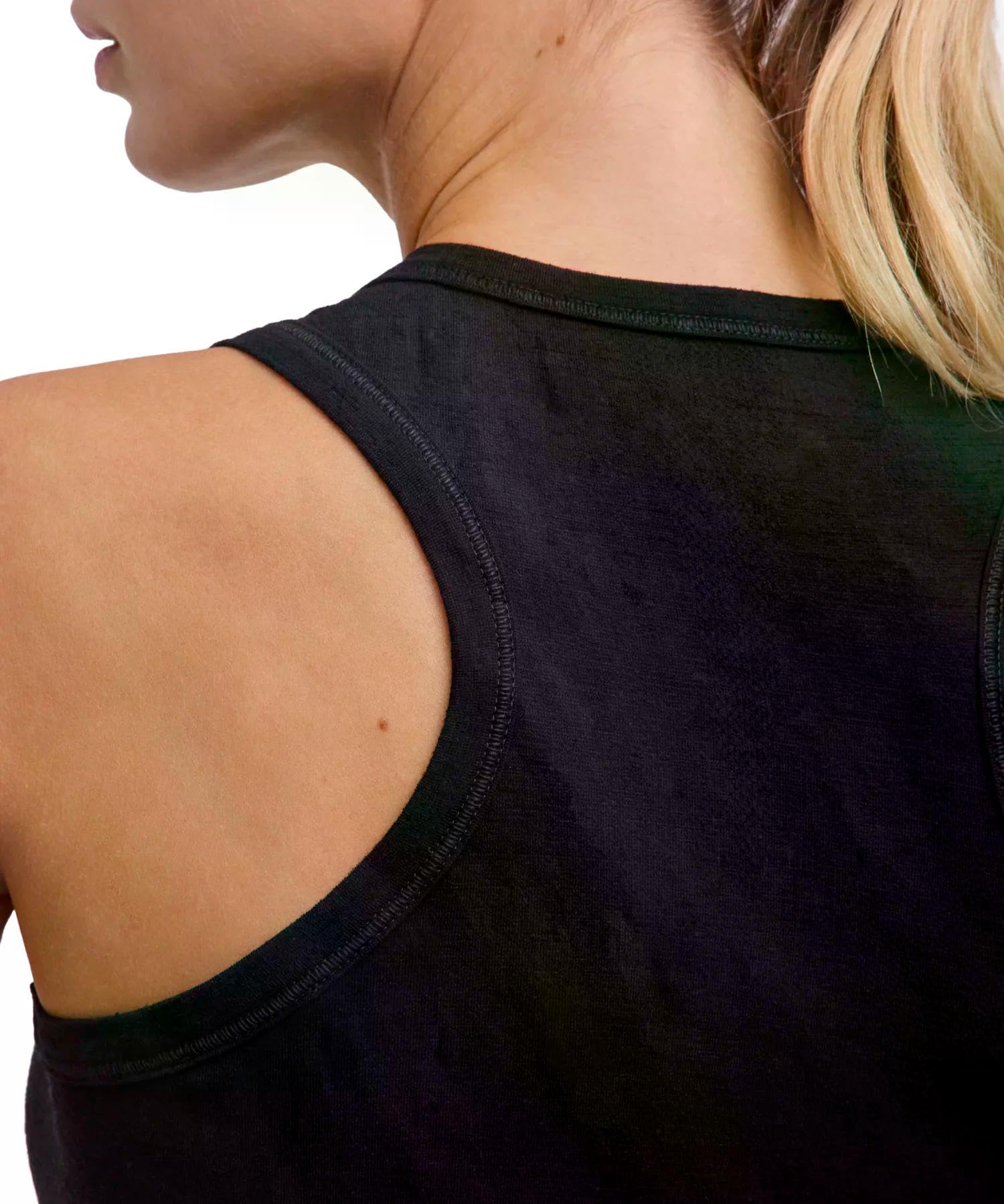 Falke Damen Wool-Tech Light Funktionsunterhemd Top atmungsaktive klimaregulierende geruchshemmende nachhaltige Wolle Funktionsmaterial für warme und kalte Temperaturen Funktionsunterwäsche 1 Stück