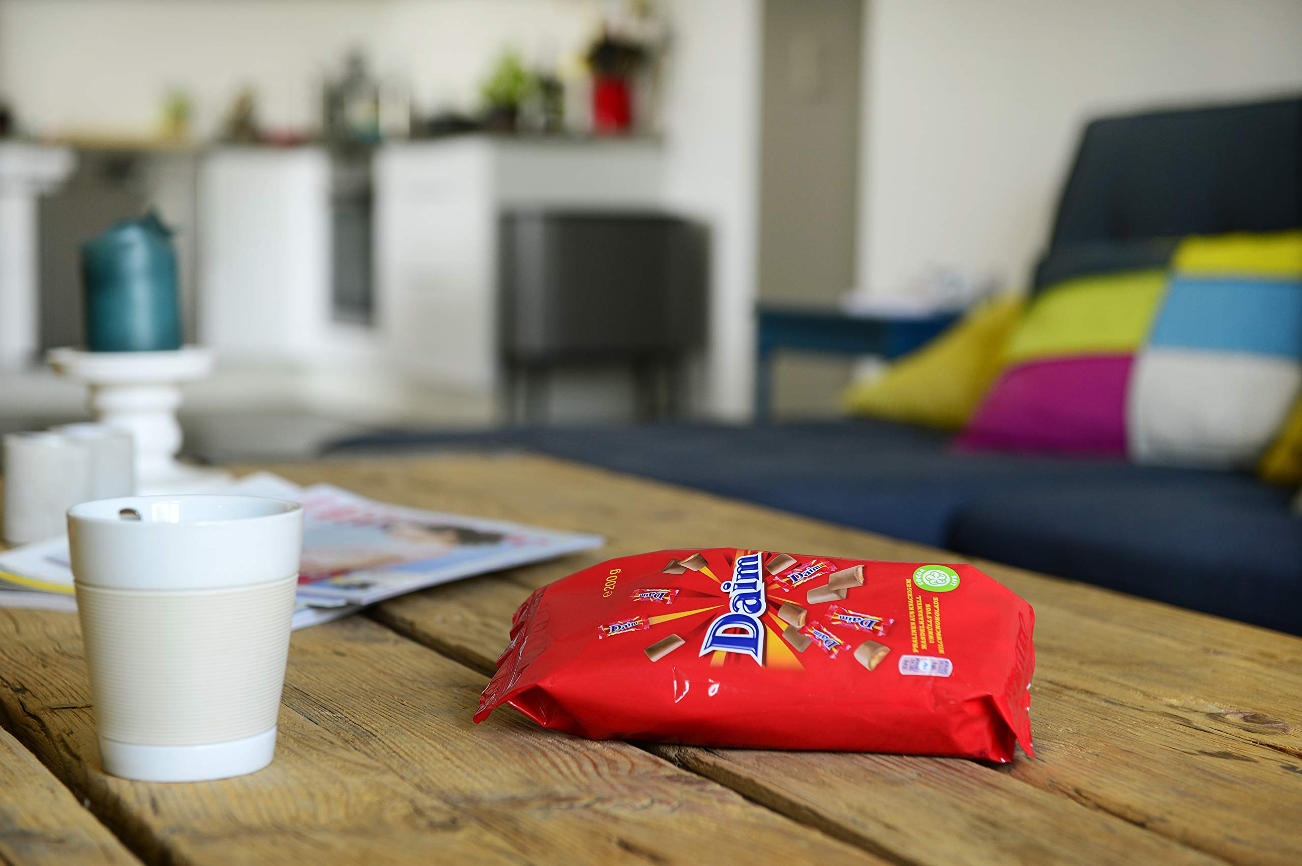 Daim Pralinen 15 x 200 g – knackiger Mandelkaramell umhüllt von feinster Milchschokolade – einzigartig leckere schwedische Süßigkeit aus natürlichen Zutaten