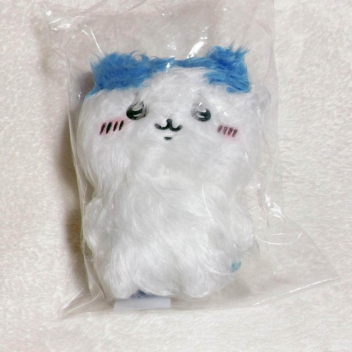 Amazon.co.jp: 増えちゃった毛量なハチワレぬいぐるみS : おもちゃ