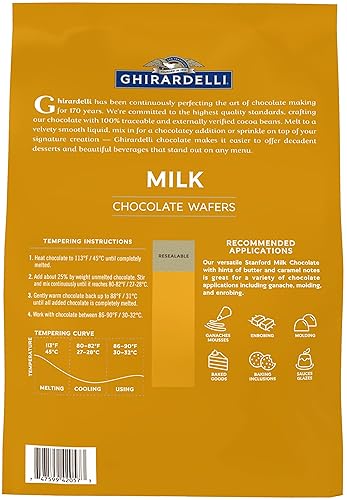 Vista 23 de Ghirardelli - 72% chispas de chocolate de cacao, bolsa de 5 libras con cuchara barista estampada Ghirardelli