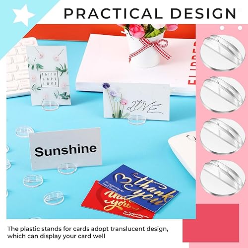 Miniatura 4 de Yinkin 50 soportes para tarjetas de plástico para colocar tarjetas, bases en miniatura de papel, clips de tablero de papel transparente para números