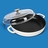 Vista 2 de Sur La Table Kitchen Essentials Sartén Braseadora de Hierro Fundido Esmaltado de 3.75 Cuartos Todo en Uno Multiusos No Tóxico Antiadherente con Tapa