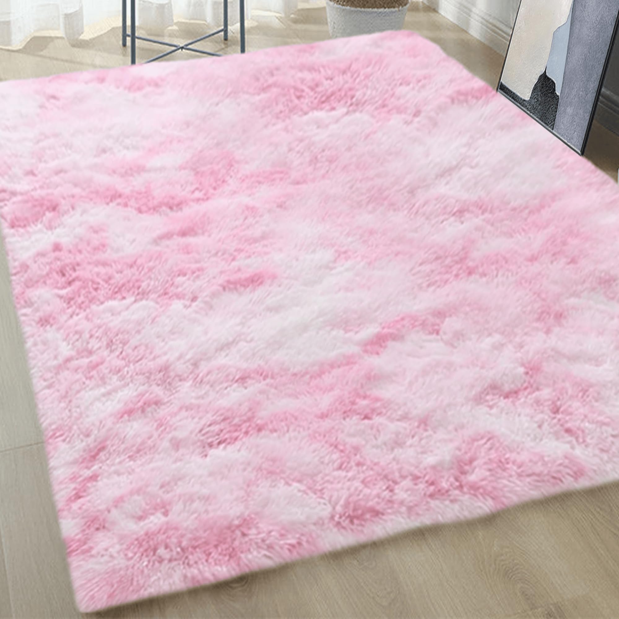 Tapis salon shaggy moelleux pour créer un coin lecture dans la chambre