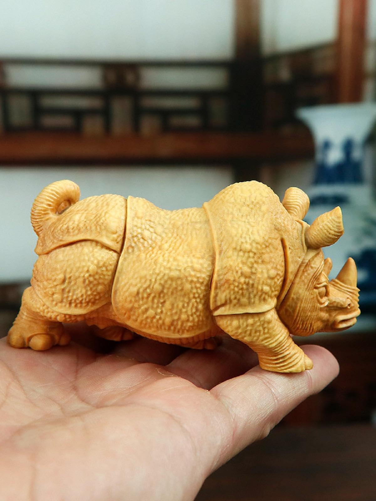 Amazon.co.jp: 木製の彫像サイの動物彫刻木彫りの装飾ツゲの木の