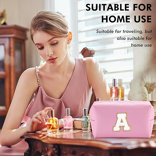Miniatura 2 de Bolsa de maquillaje preppy con iniciales para mujer, bolsa de cosméticos grande de viaje, bonita bolsa de maquillaje rosa para bolso, bolsa de aseo