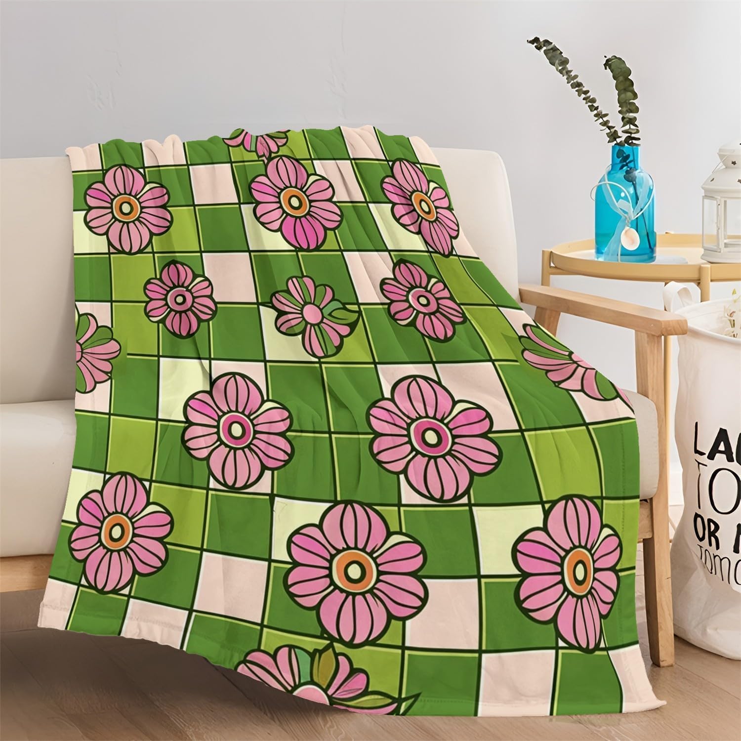 Couverture bébé douce rose et verte pour une décoration de chambre d'enfant cocooning