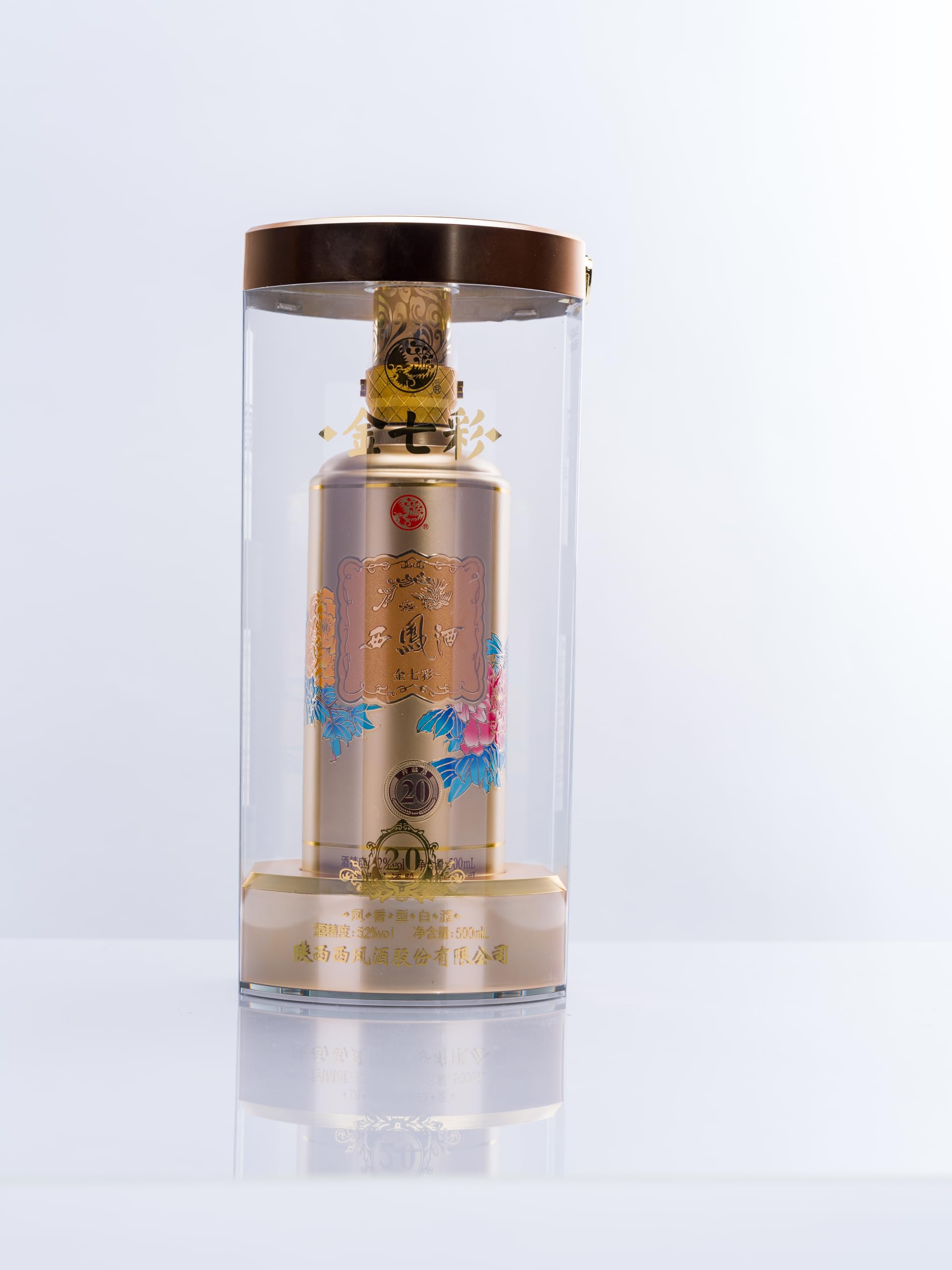 Amazon.co.jp: 金七彩 西鳳酒 20年 52度 500ml 中国白酒 鳳香型 高級酒