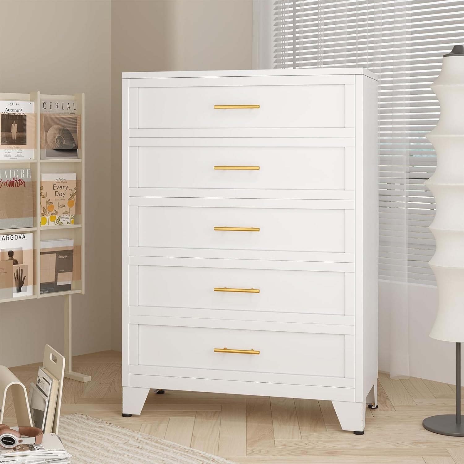 Metal Dresser, White Tall Dresser for Bedroom, 53.54" H Dressers & Chests of Drawers, 5 Drawer Dressers for Living Room, Entryway, Hallyway (White, 5 Drawers)