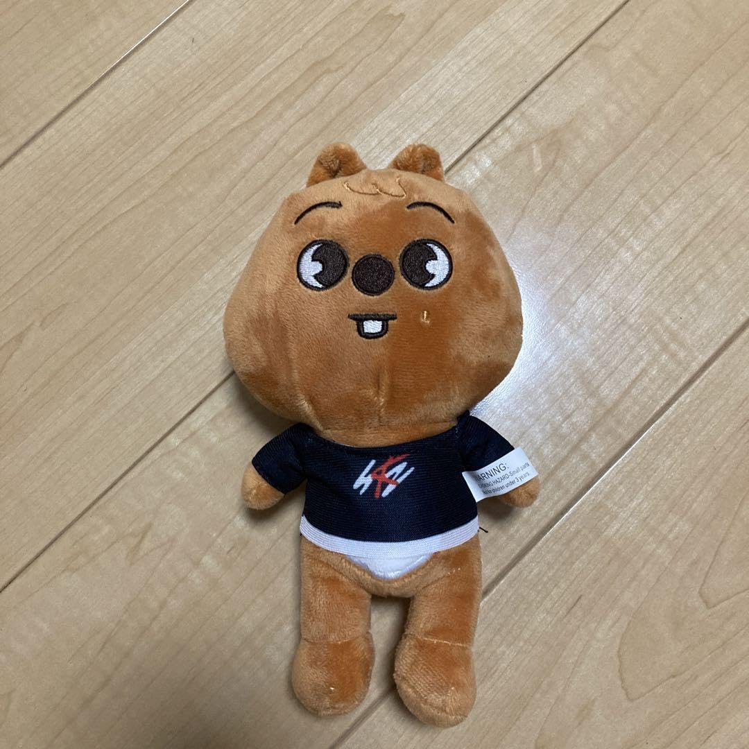 Amazon.co.jp: スキズ ハンジソン ハンクオッカ ぬいぐるみ : おもちゃ