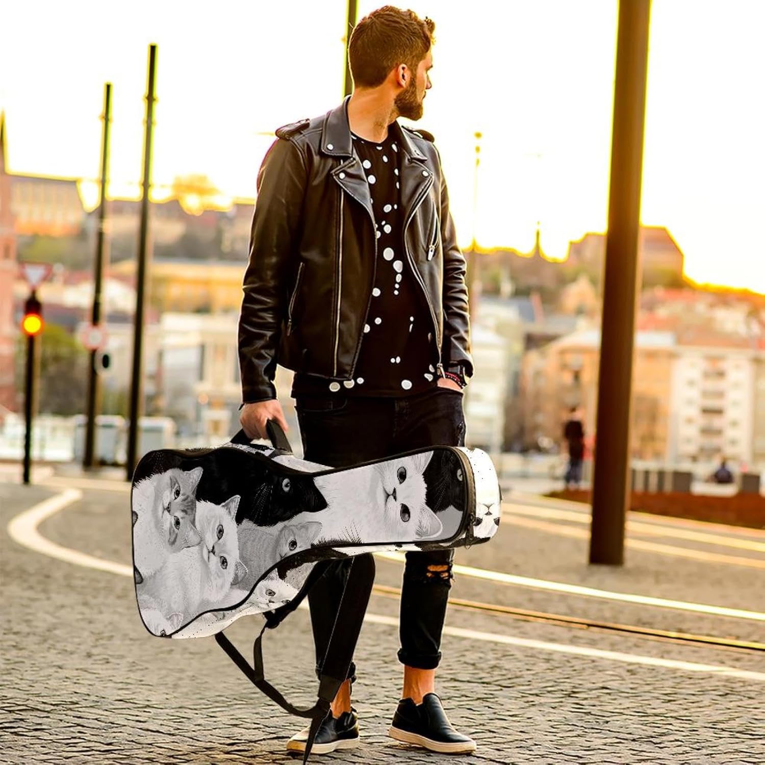 Seamless Black and White Cats on Grey Background Acoustic Guitar Gig Bag, 1 cm Thick Padding Waterproof Guitar Bag Backpack for 40 41 42 Inch Electric Bass Classical Guitars