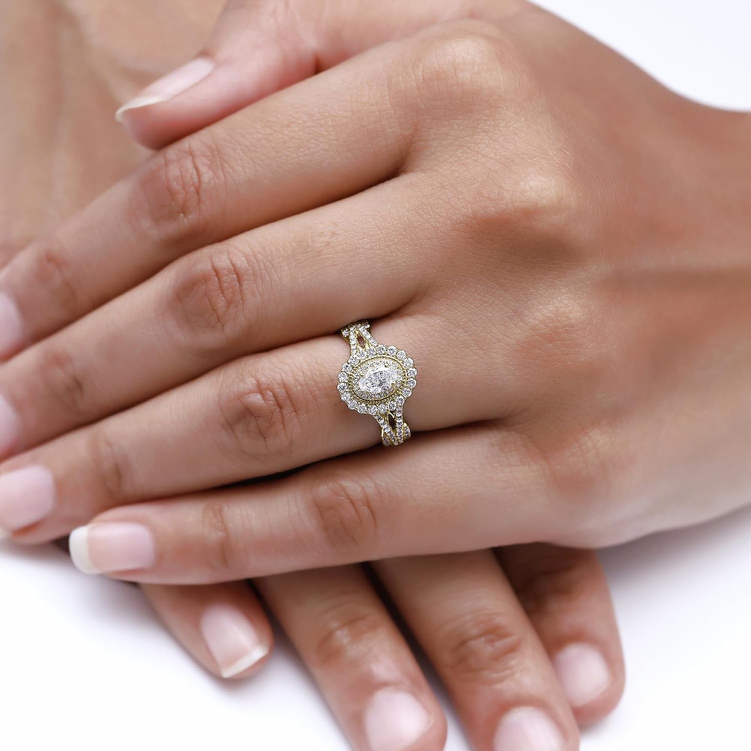 SAVEARTH DIAMONDS Halo Split Shank Engagement Ring for Women 1.00 Carat (ctw) Oval and Round Cut Lab Grown Diamond Wedding Anniversary Rings in 14K Gold Plated 925 Sterling Silver or Vermeil Jewelry