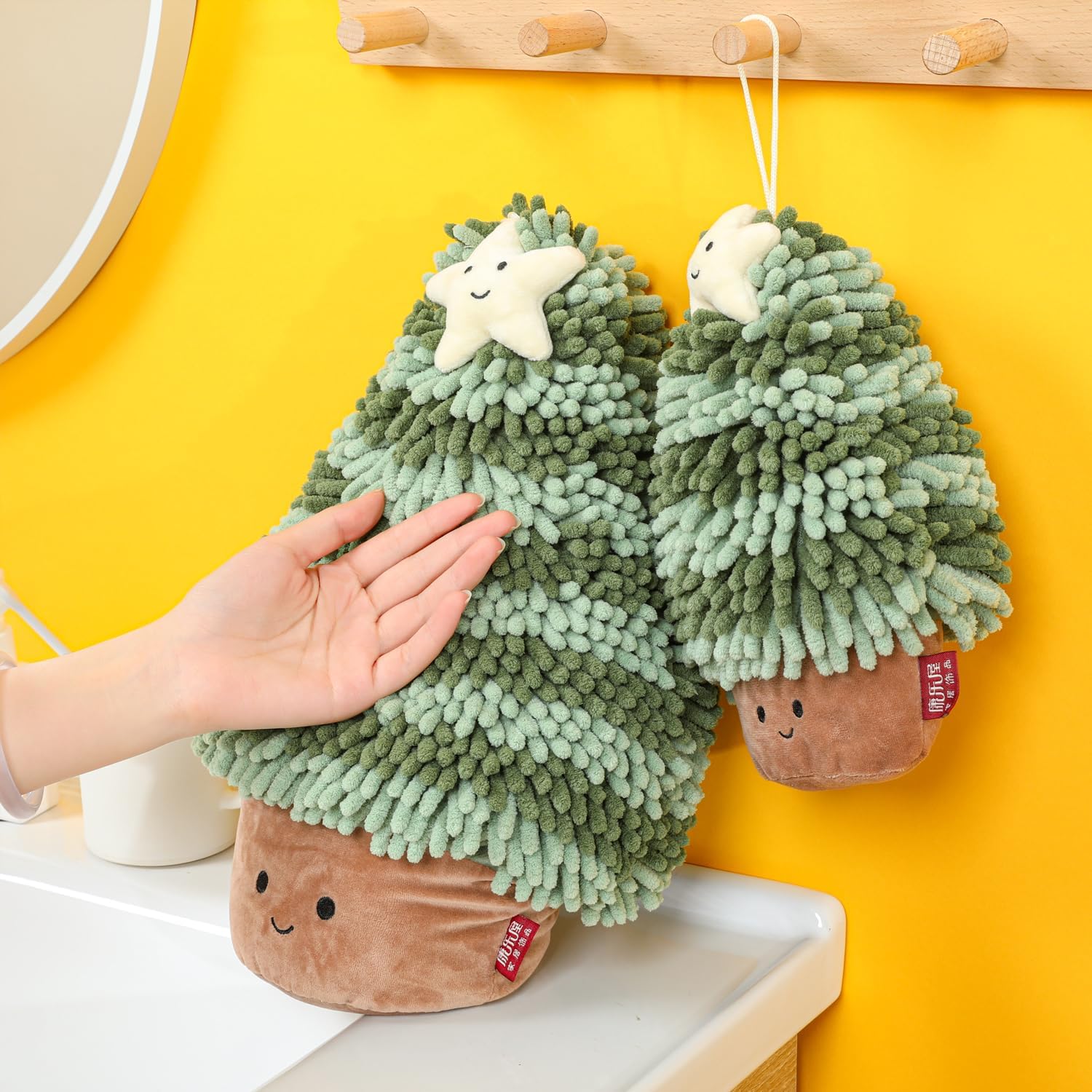 Christmas Chenille Bath Hand Towel, Adorable Christmas Tree Shape, Ultra-Soft Absorbent Decorative Hand Towel, Hanging or Display Use, 7.9x9.8 Inches, Green - Image 2
