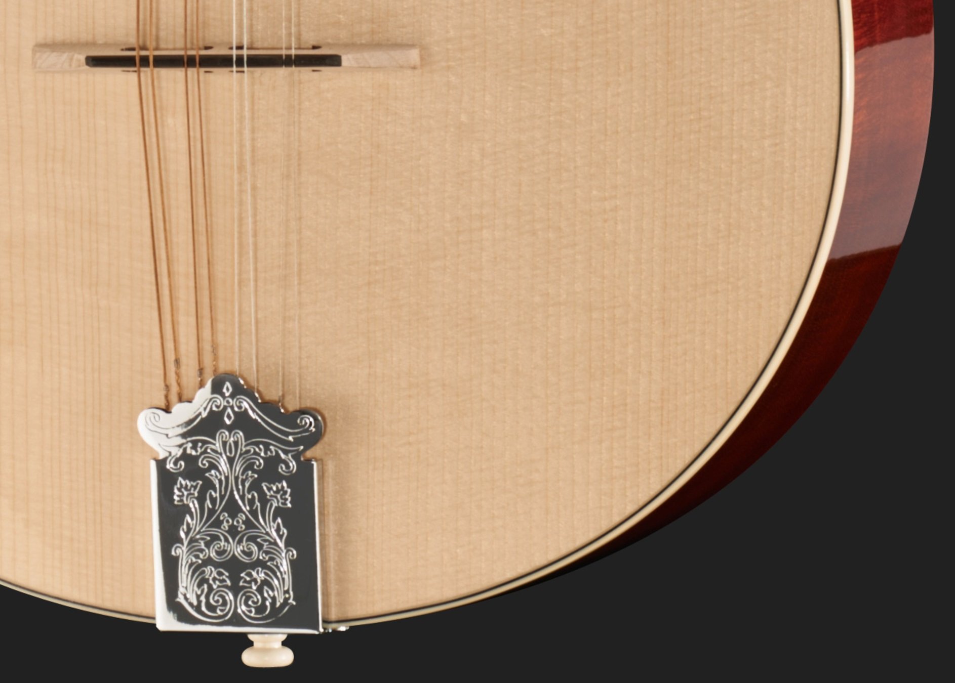 OCTAVE MANDOLIN BOUZOUKI SCALA CORTA MADE IN EUROPE MANDOLINO OTTAVA BASSA IN MASSELLO TOP ABETE E ACERO FONDO FASCE MANICO SCALA 584mm