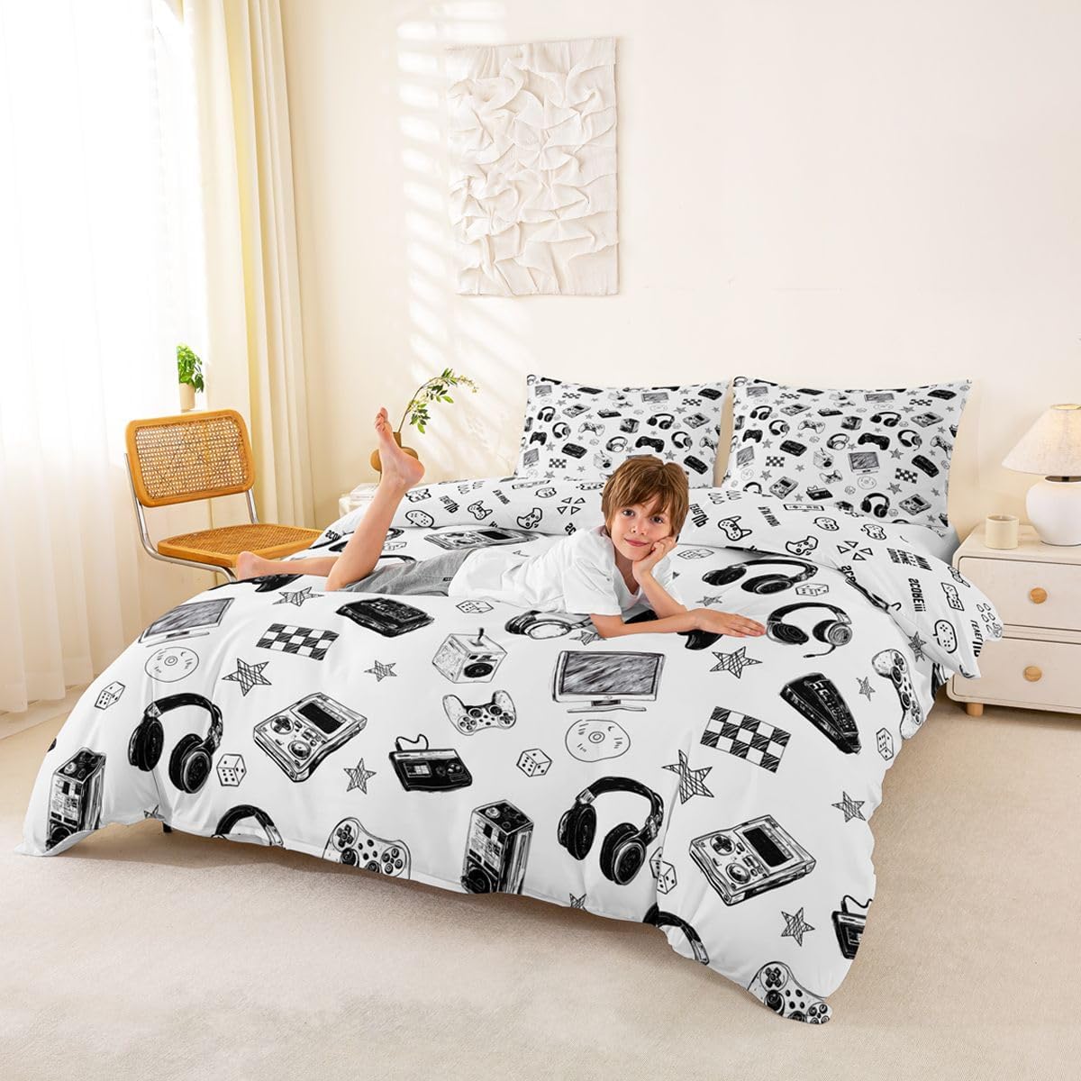 Cartoon Gamers Duvet Cover Set Twin Size,Video Games Bedding Sets 2Pcs for Kids Girls Boys Teens Room Decor,Gaming Controller Earphones Comforter Cover Sketch Grey Quilt Cover,1 Pillowcase image 4