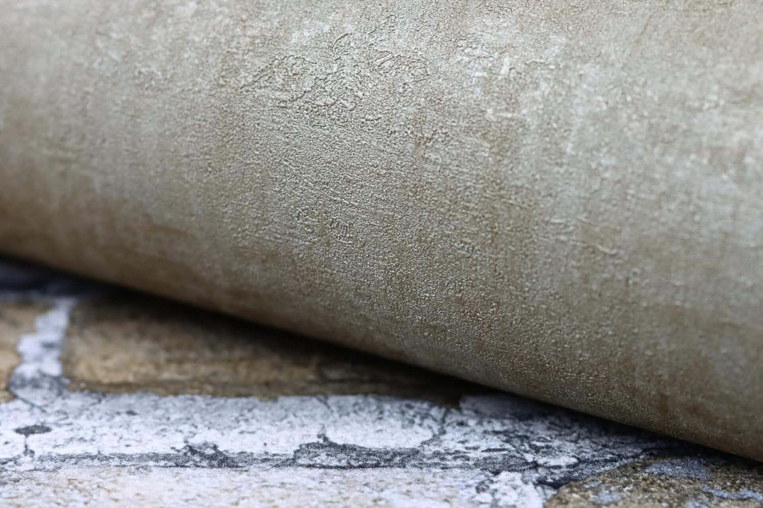 Rasch paperhangings Maemi Gold Distressed Wallpaper