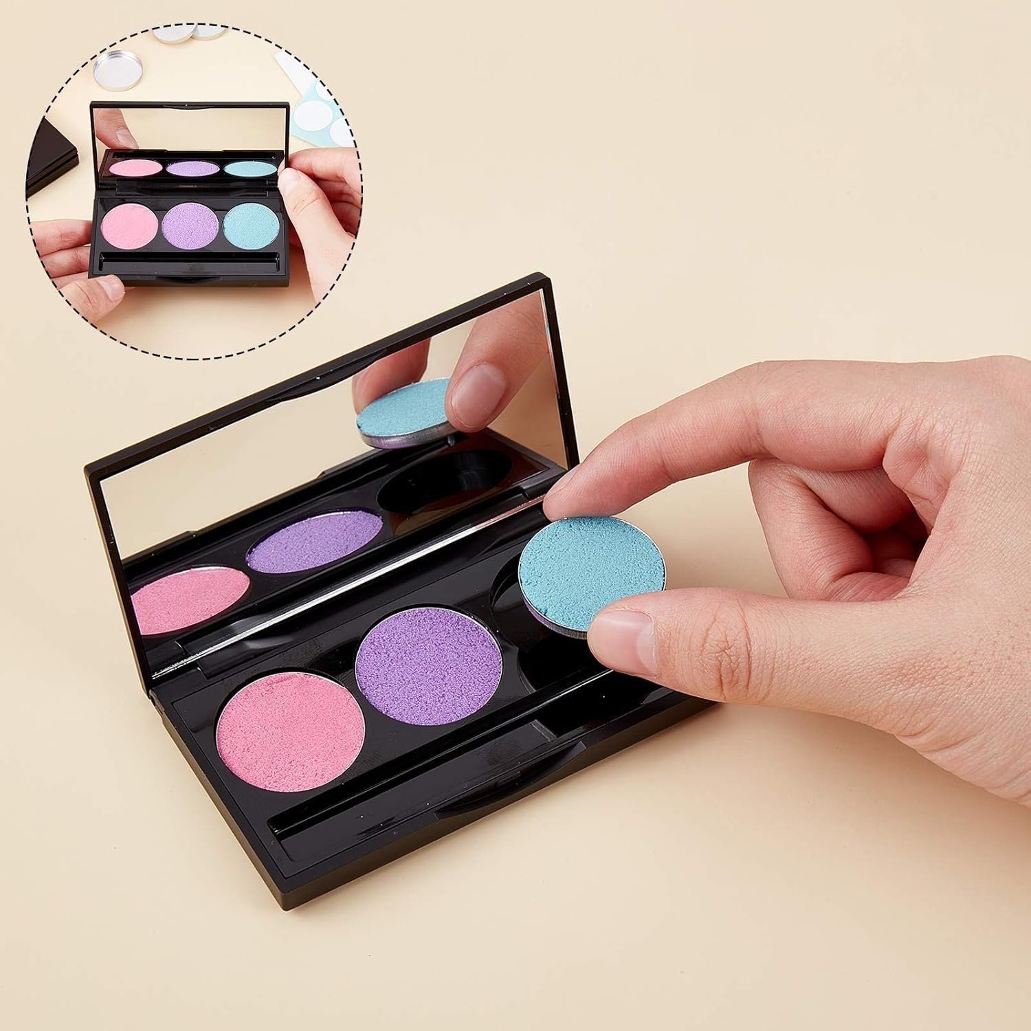 1pc Plastic Empty Eye Shadow Case Black DIY Empty Eyeshadow Box 3 Compartments Eyeshadow Palettes Sub Boxes for Women s Makeup